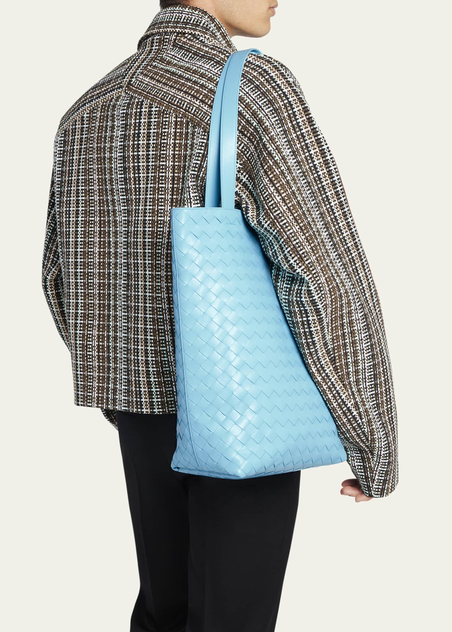 Bottega Veneta Men's Medium Classic Intrecciato Tote Bag Image 2 of 5