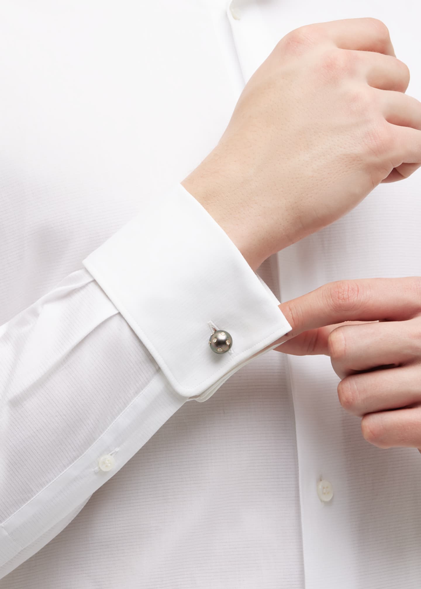 Jan Leslie Men's Grey Pearl Scattered Diamond Cufflinks Image 5 of 5