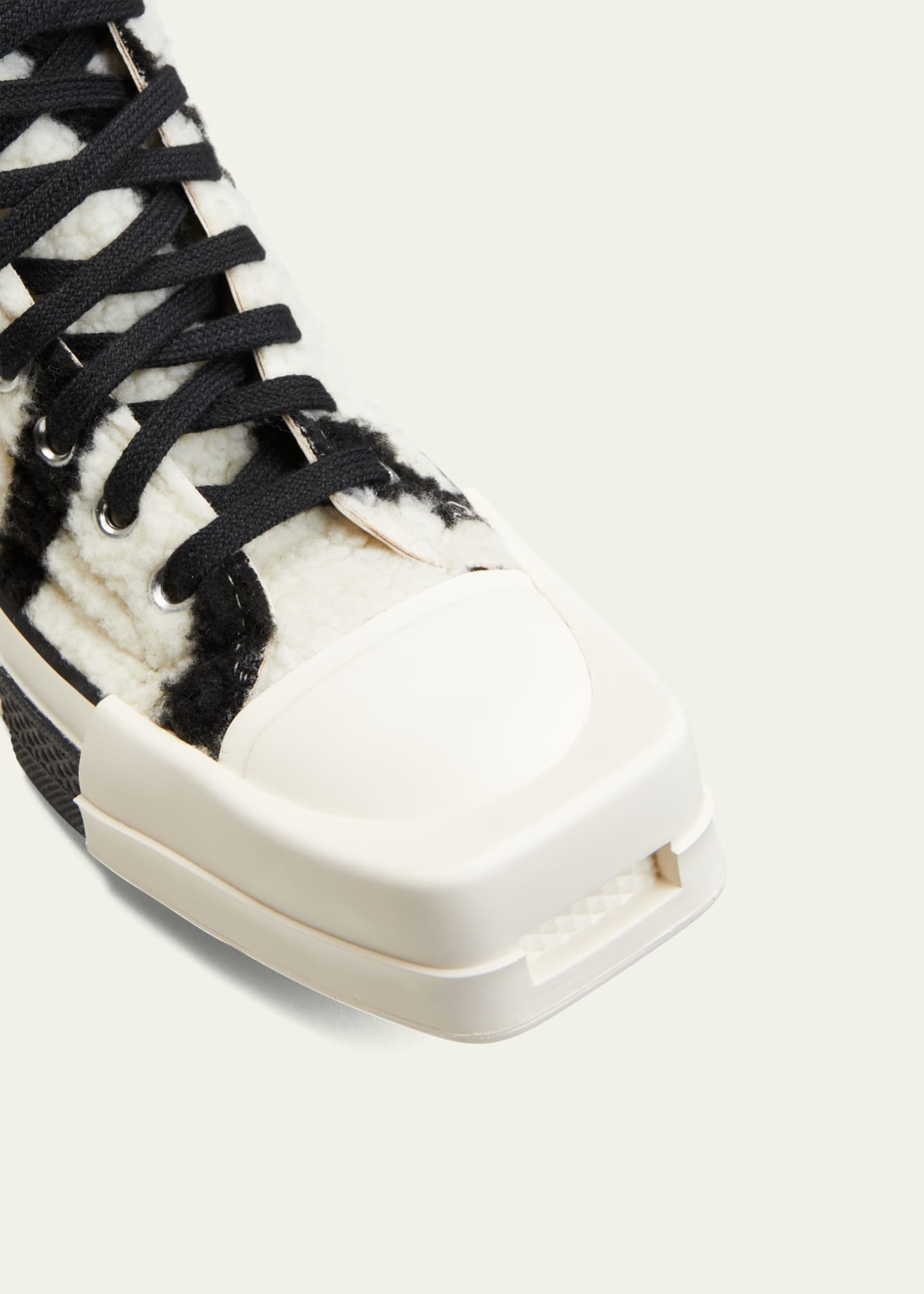 Chuck taylor faux fur high top hotsell