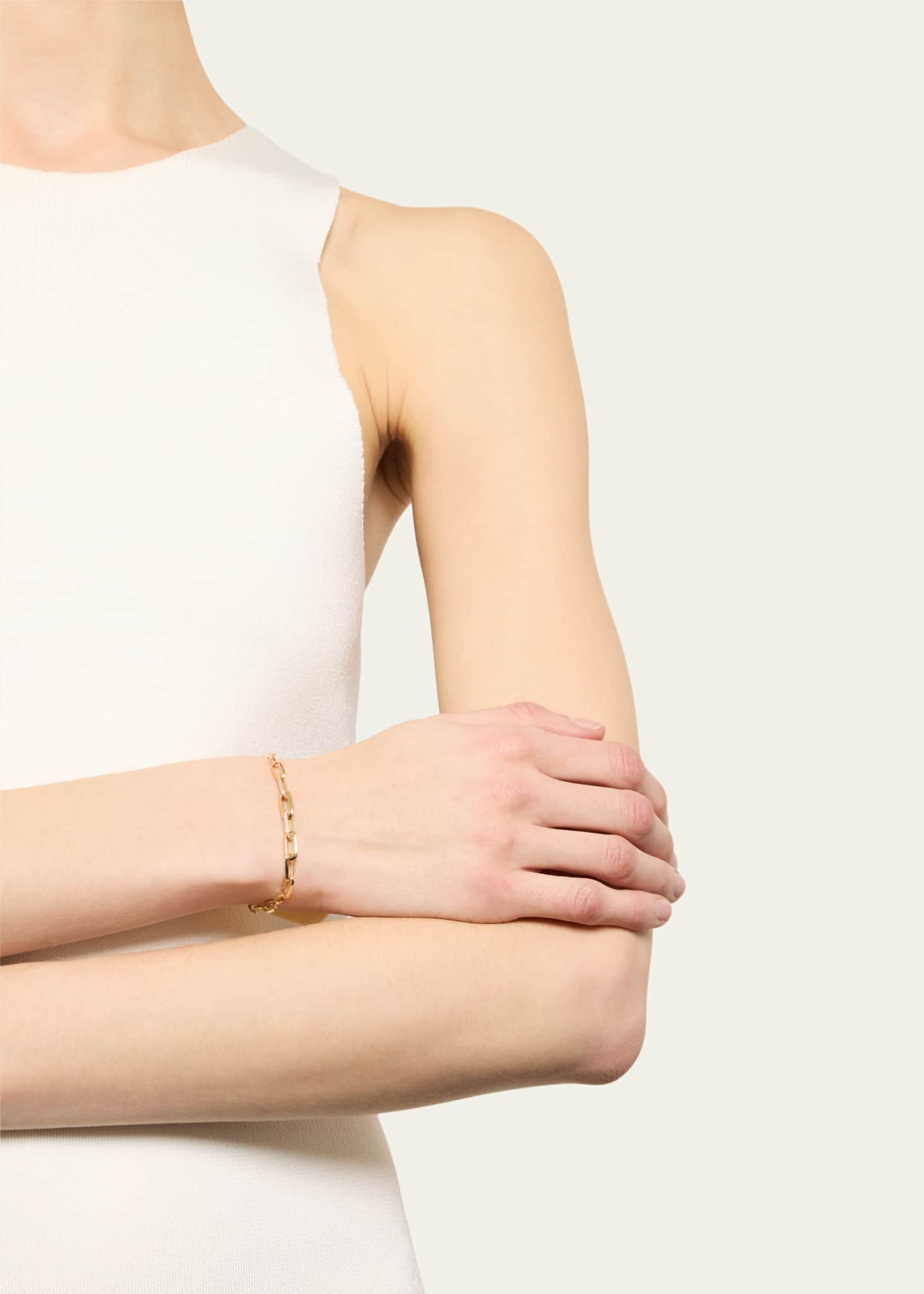 Lizzie Mandler Fine Jewelry Knife Edge Oval Link Bracelet with Half Pave Diamond Links Image 2 of 4
