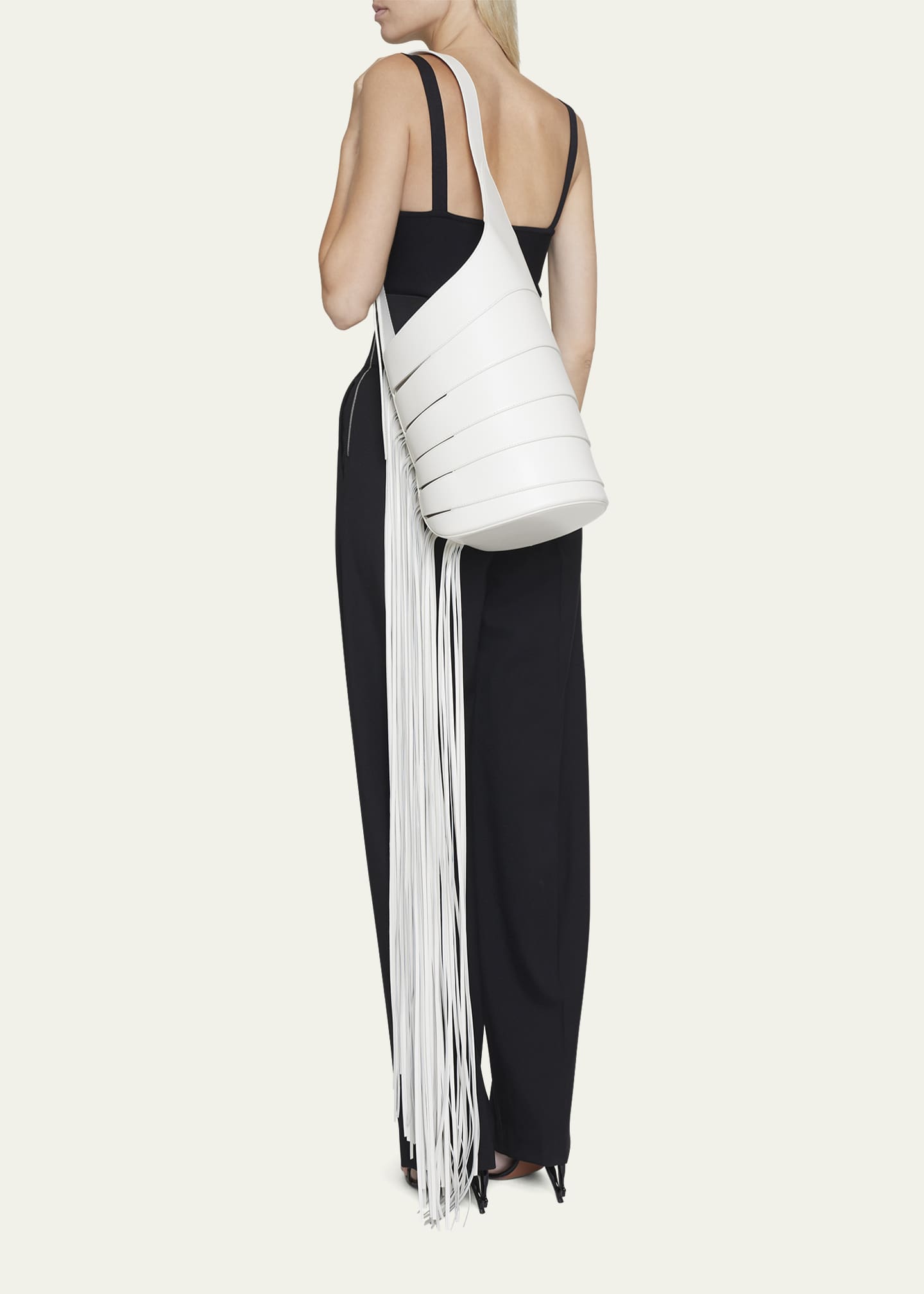 Alaia bucket bag clearance