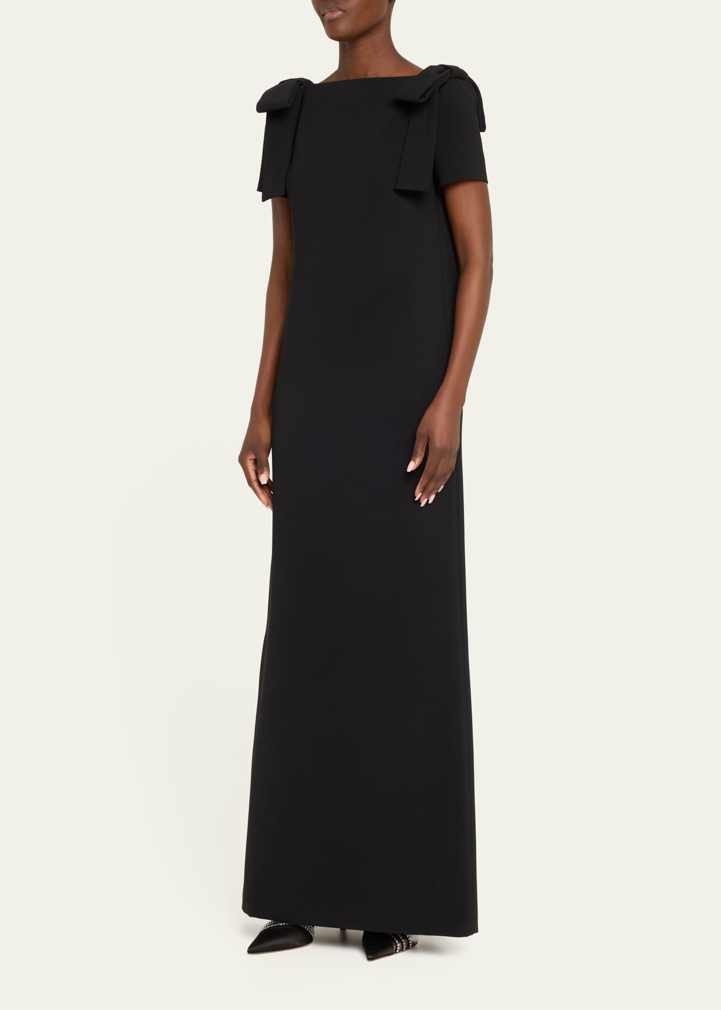 Carolina Herrera Shoulder Bow Crepe Column Gown Image 4 of 5