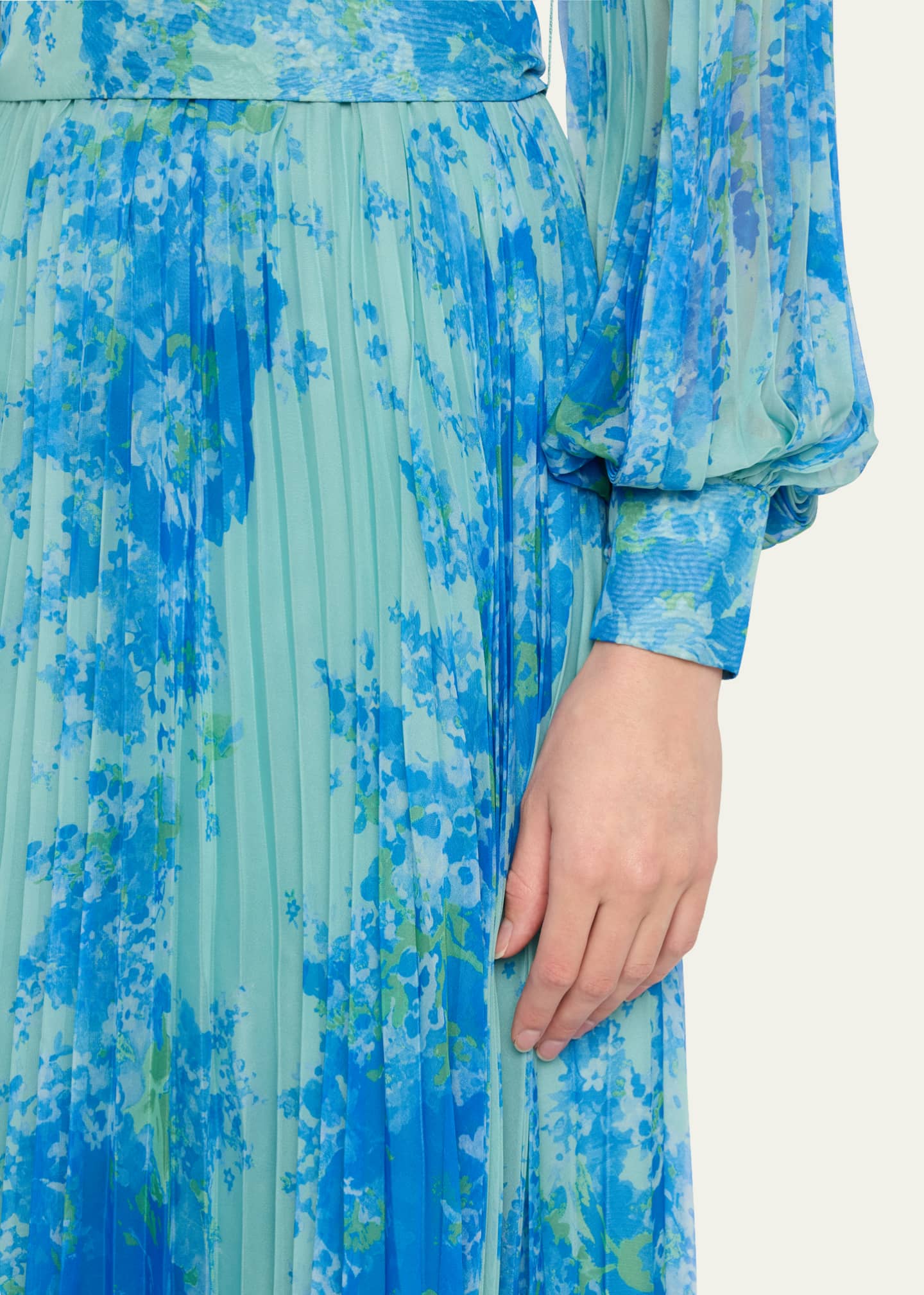 Rickie Freeman for Teri Jon Pleated Floral-Print Blouson-Sleeve Gown Image 5 of 5