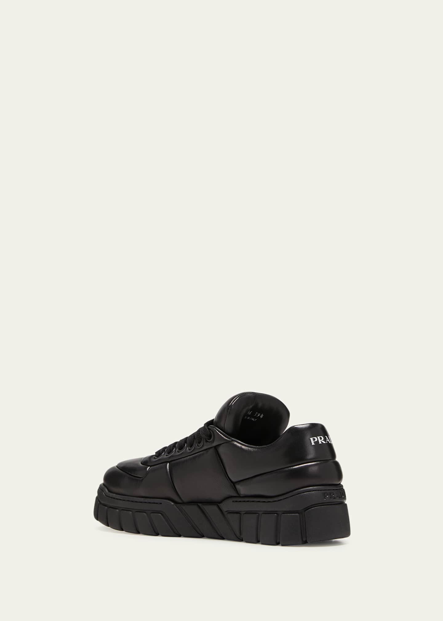 Fly Leather Low-Top Sneakers