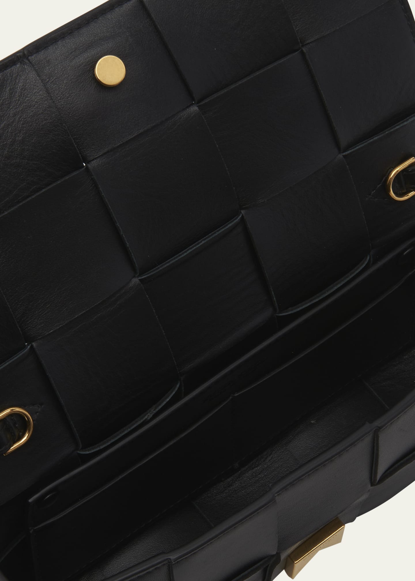 Bottega Veneta Cassette Pouch Bag on Chain Image 4 of 5