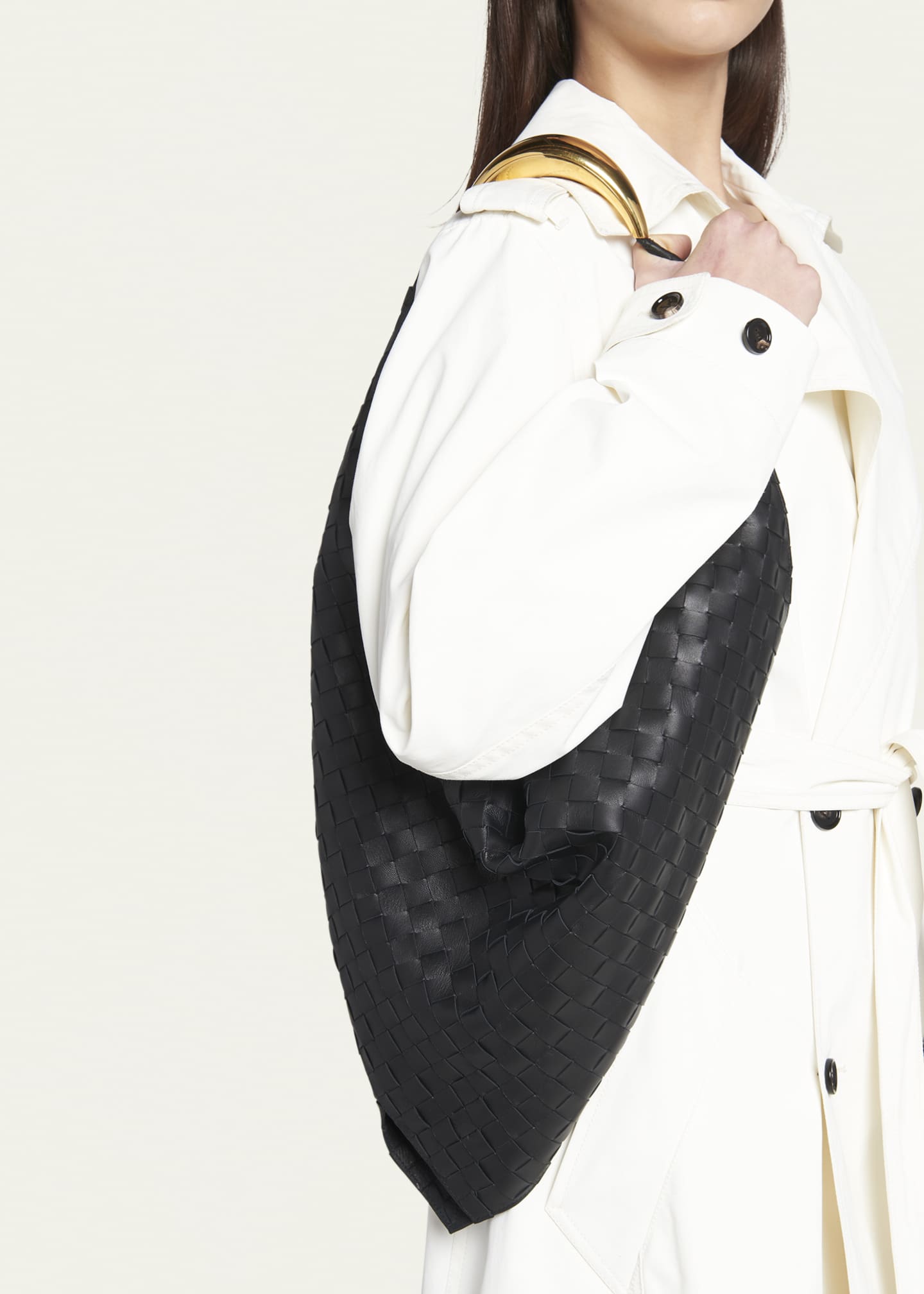 Foulard Intrecciato Leather Shoulder Bag in White - Bottega Veneta