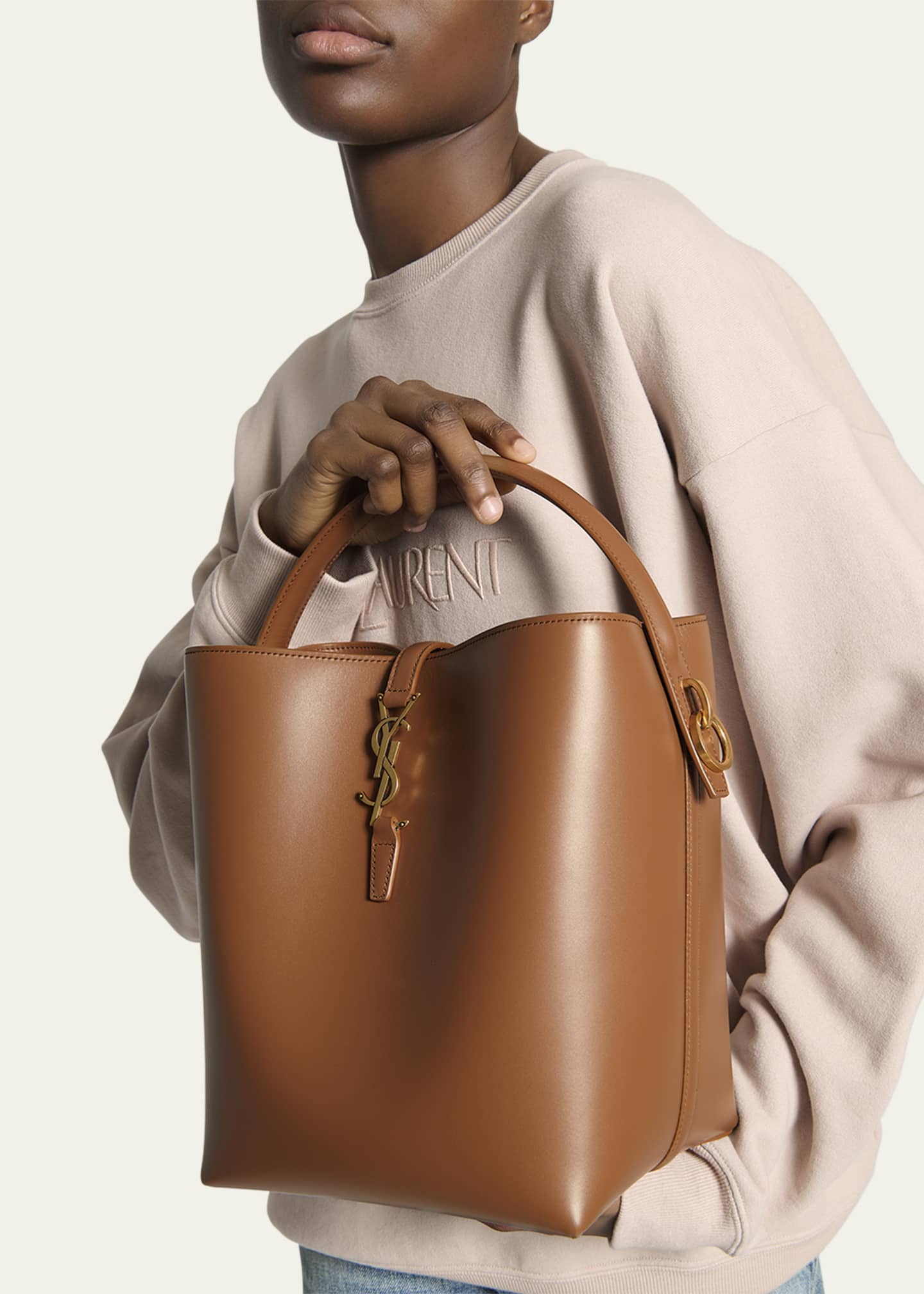 Saint Laurent Le 37 YSL Bucket Bag in Smooth Leather Image 2 of 5