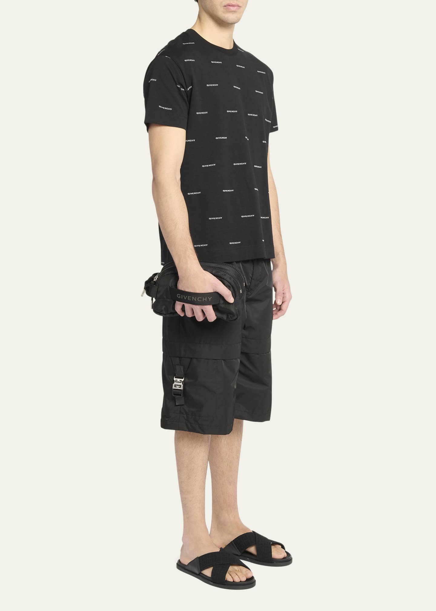 【Givenchy】G-trek トイレポーチ Givenchy Men's G-Trek Toiletry Pouch | Neiman Marcus