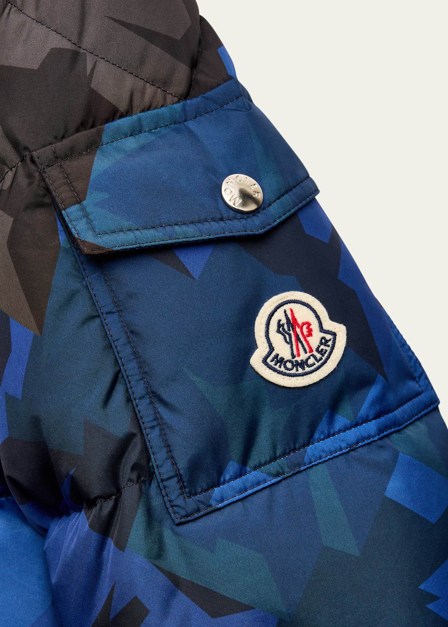 Size 3 moncler mens outlet