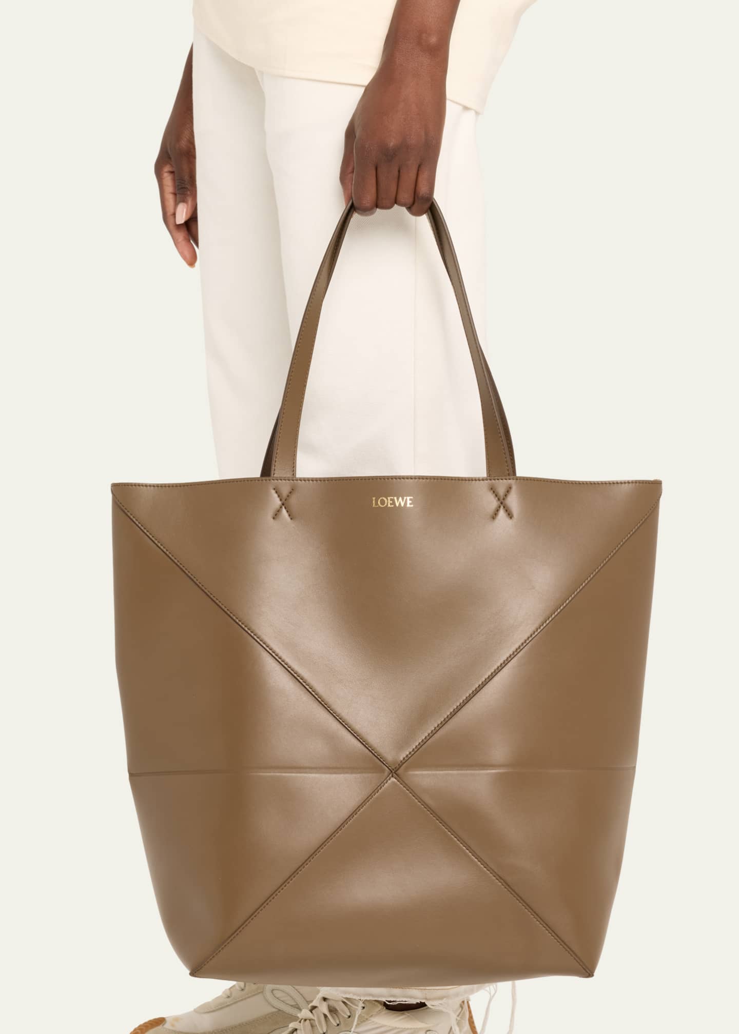 Loewe Puzzle Fold Large Tote Bag in Shiny Leather Image 2 of 5