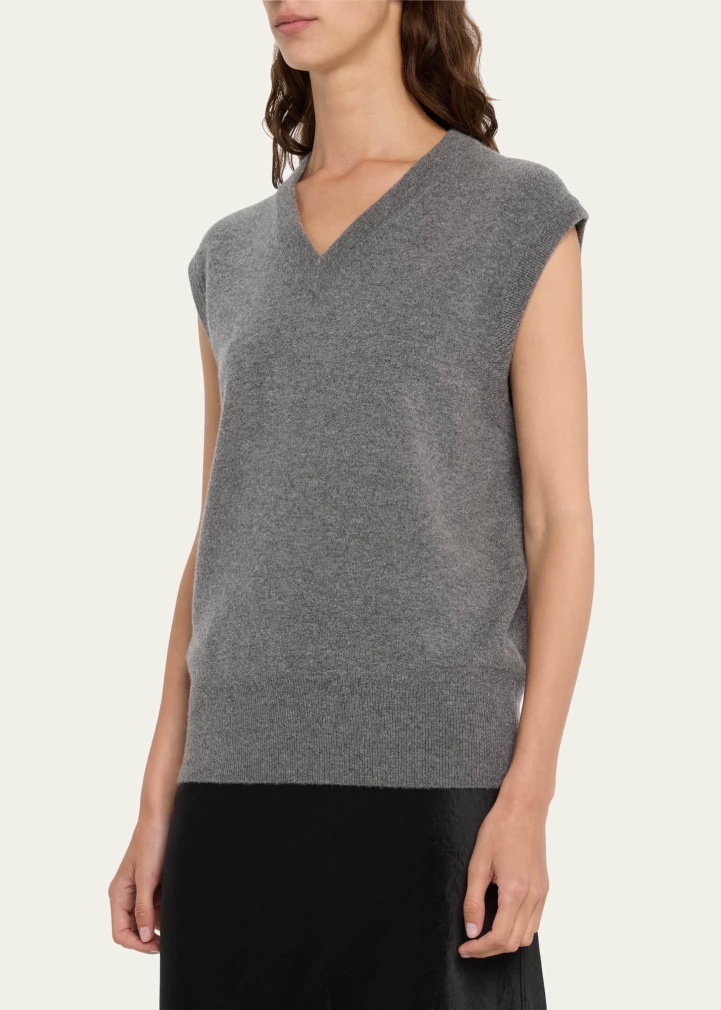 Vince hotsell sweater skirt