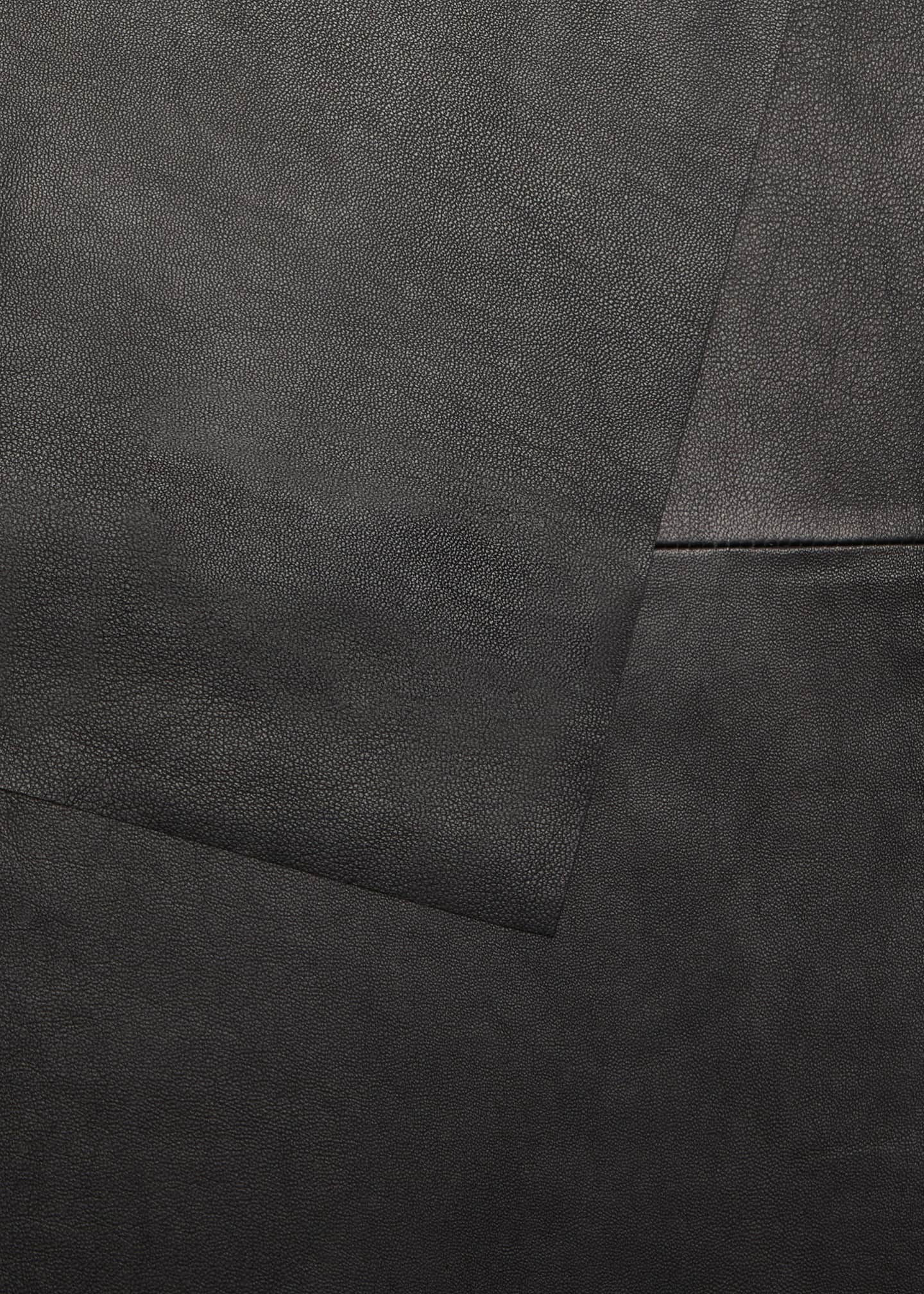 Leather scarf