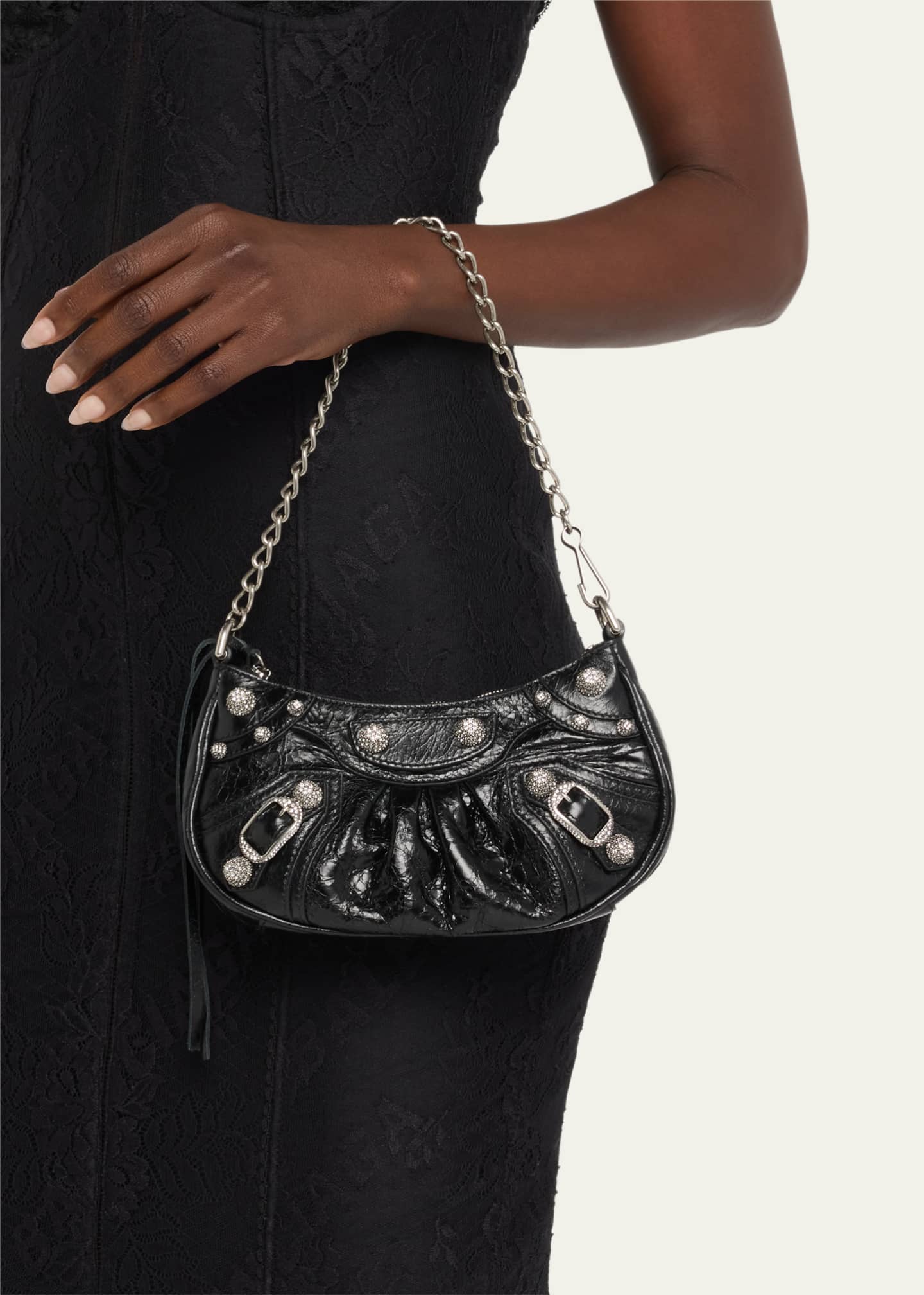 Women's Le Cagole Mini Bag With Chain in Black