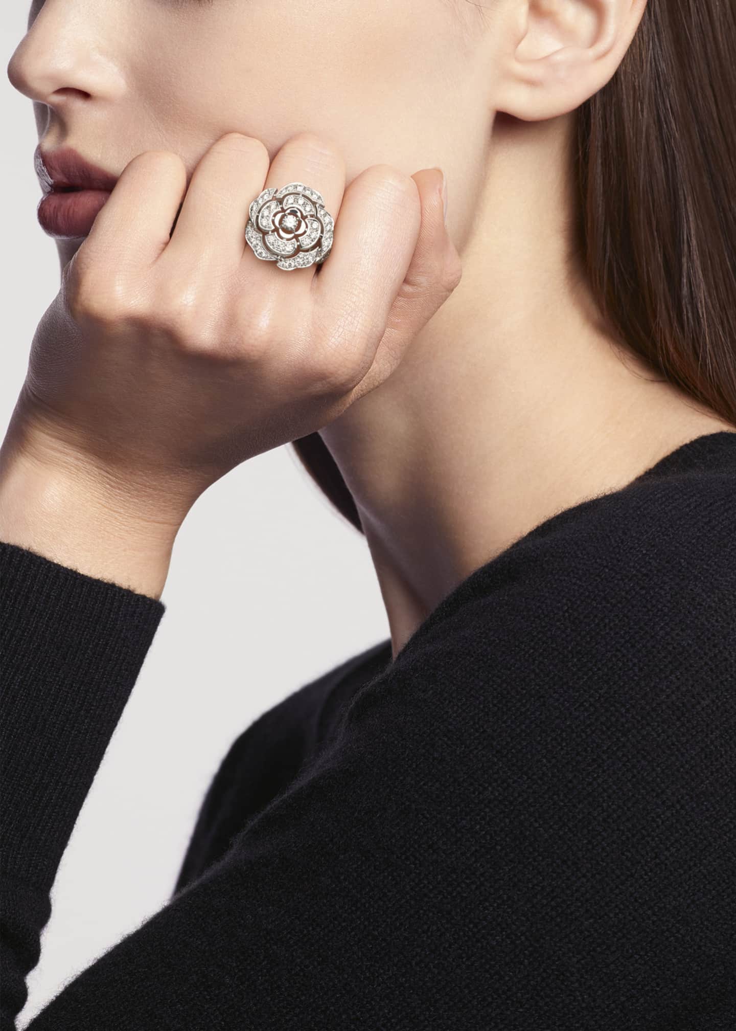 CHANEL Bouton de Camélia Ring Image 2 of 2