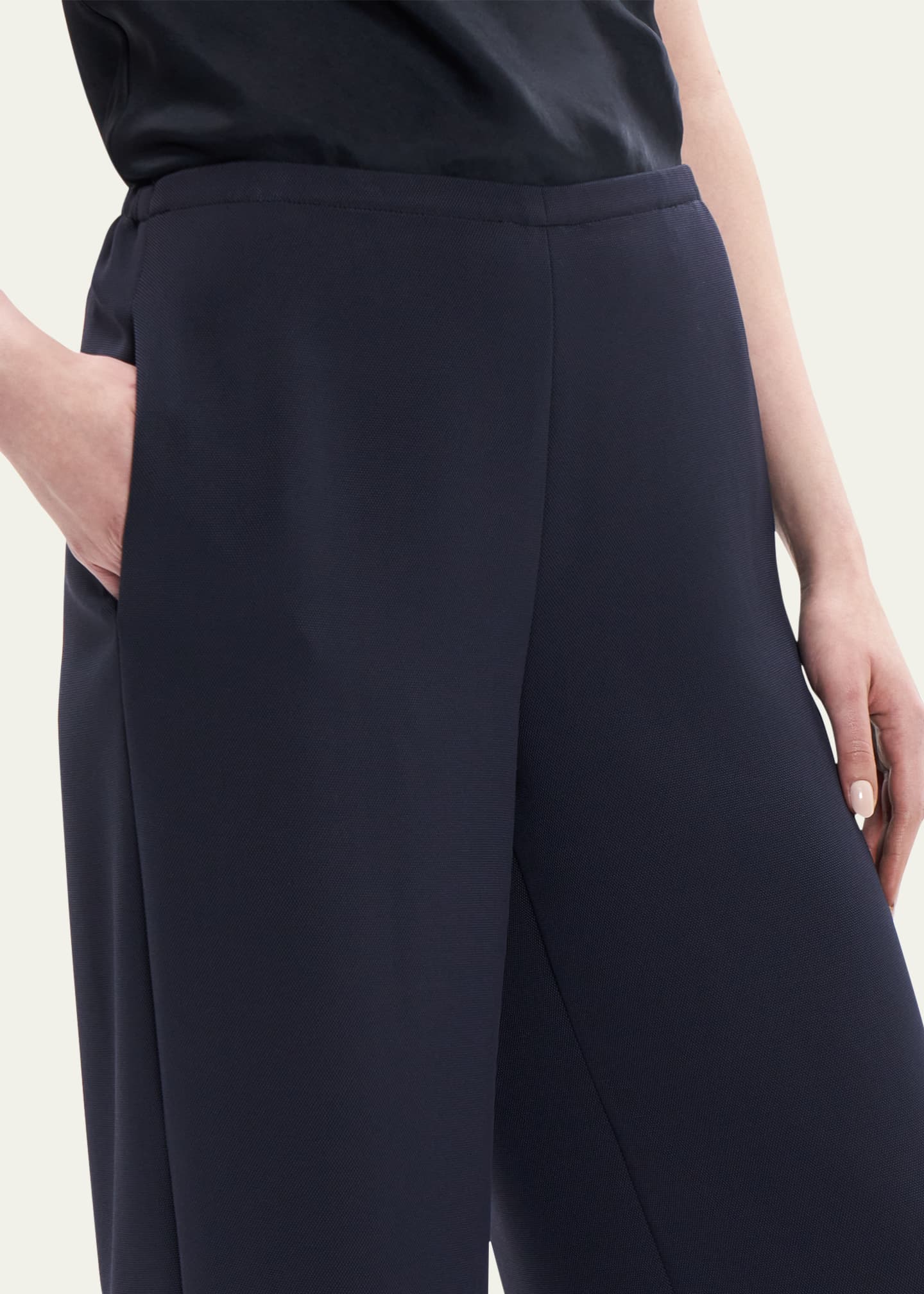 Theory Oxford Crepe Wide-Leg Pull-On Pants - Bergdorf Goodman