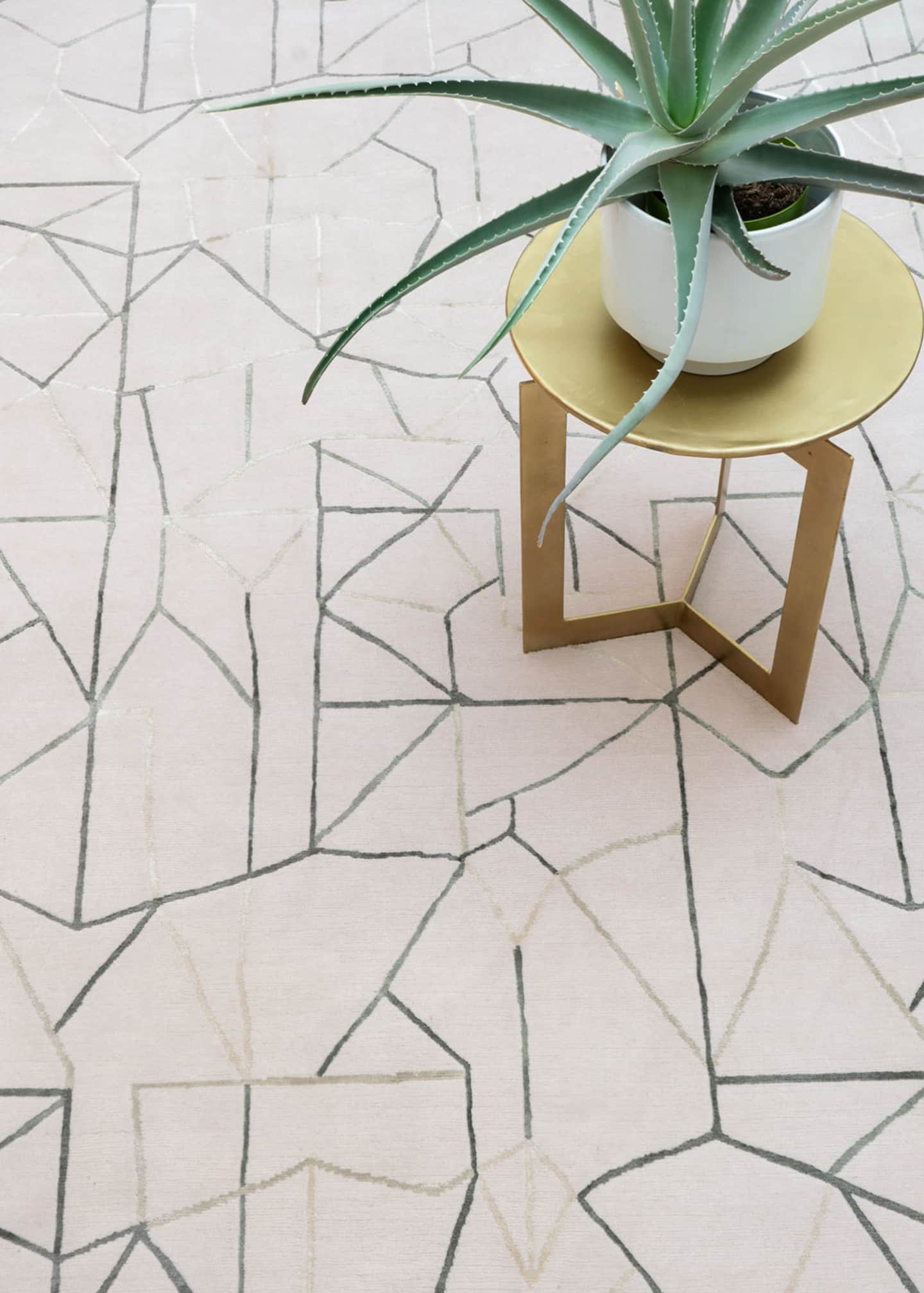 The Rug Company x Kelly Wearstler Tetras Hand-Knotted Rug, 6' x 9' Image 2 of 4