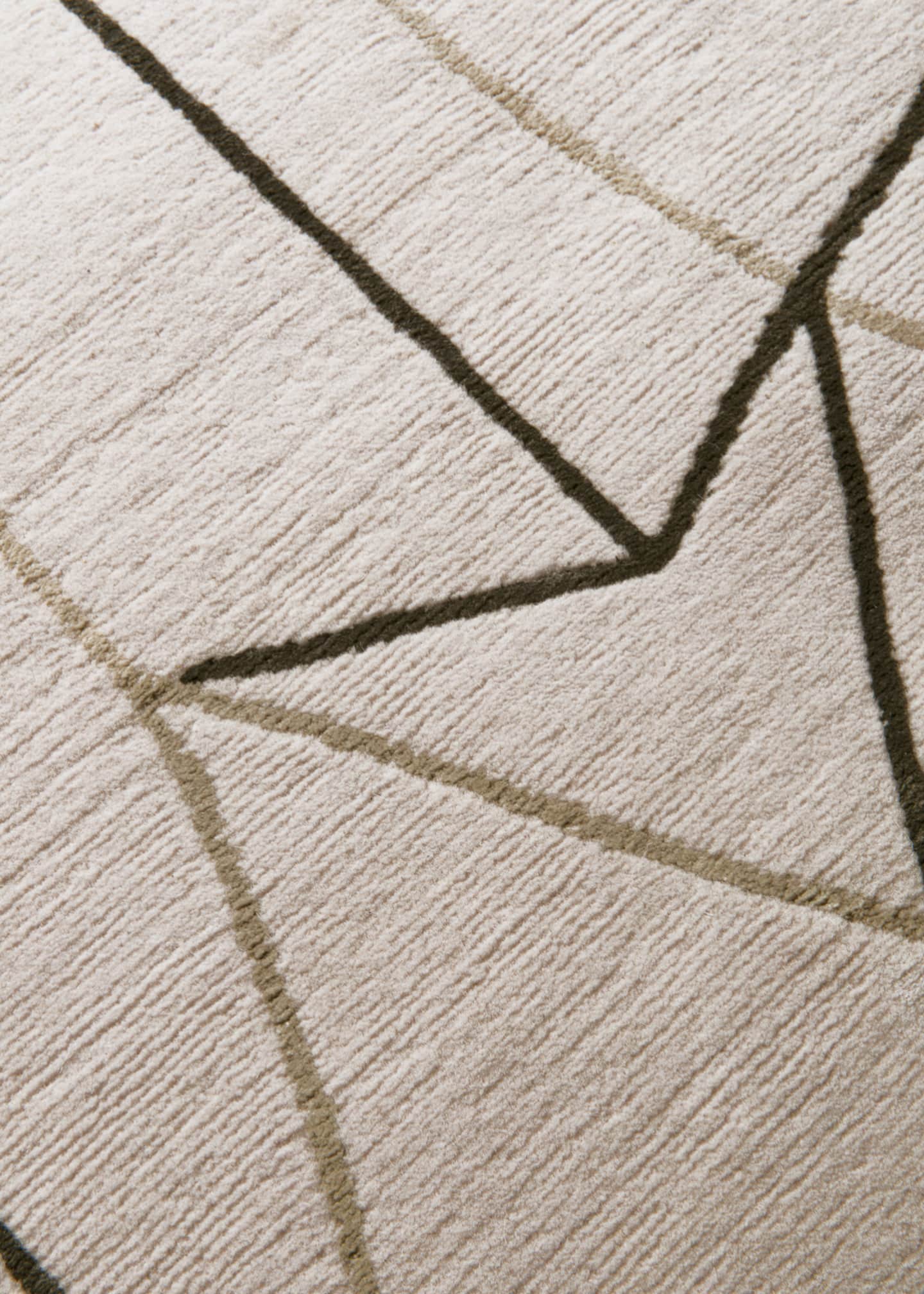 The Rug Company x Kelly Wearstler Tetras Hand-Knotted Rug, 6' x 9' Image 3 of 4