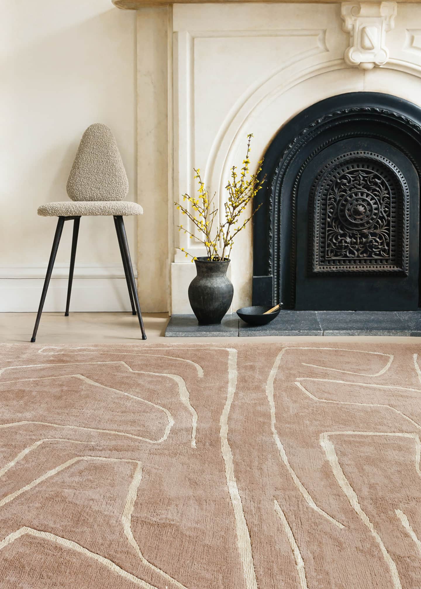 The Rug Company x Kelly Wearstler Tableau Salmon Hand-Knotted Rug, 8' x 10' Image 2 of 4