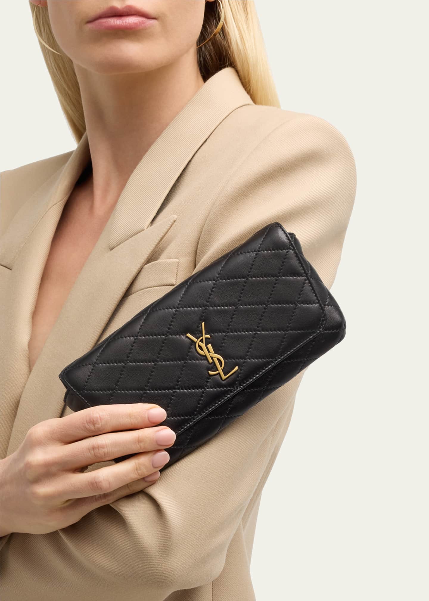 ショルダーバッグ・ポシェット Saint Laurent 'Gaby' smartphone holder Saint Laurent Gaby Phone Holder YSL Crossbody Bag in Quilted