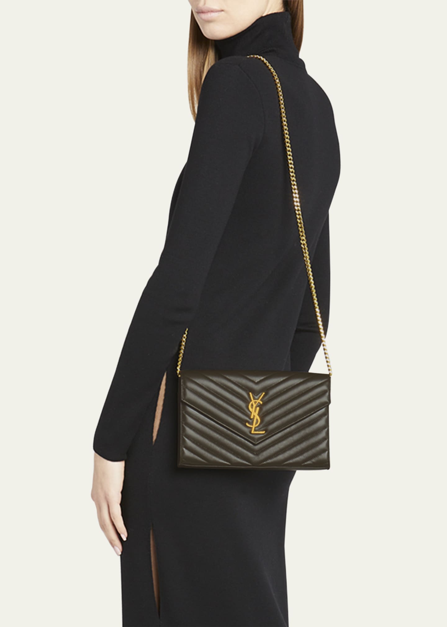 [Saint Laurent] Monogramma Matlace Van Wallet ☆送料込☆ Saint Laurent Uptown Chain Wallet In Micro Raffia | Saks