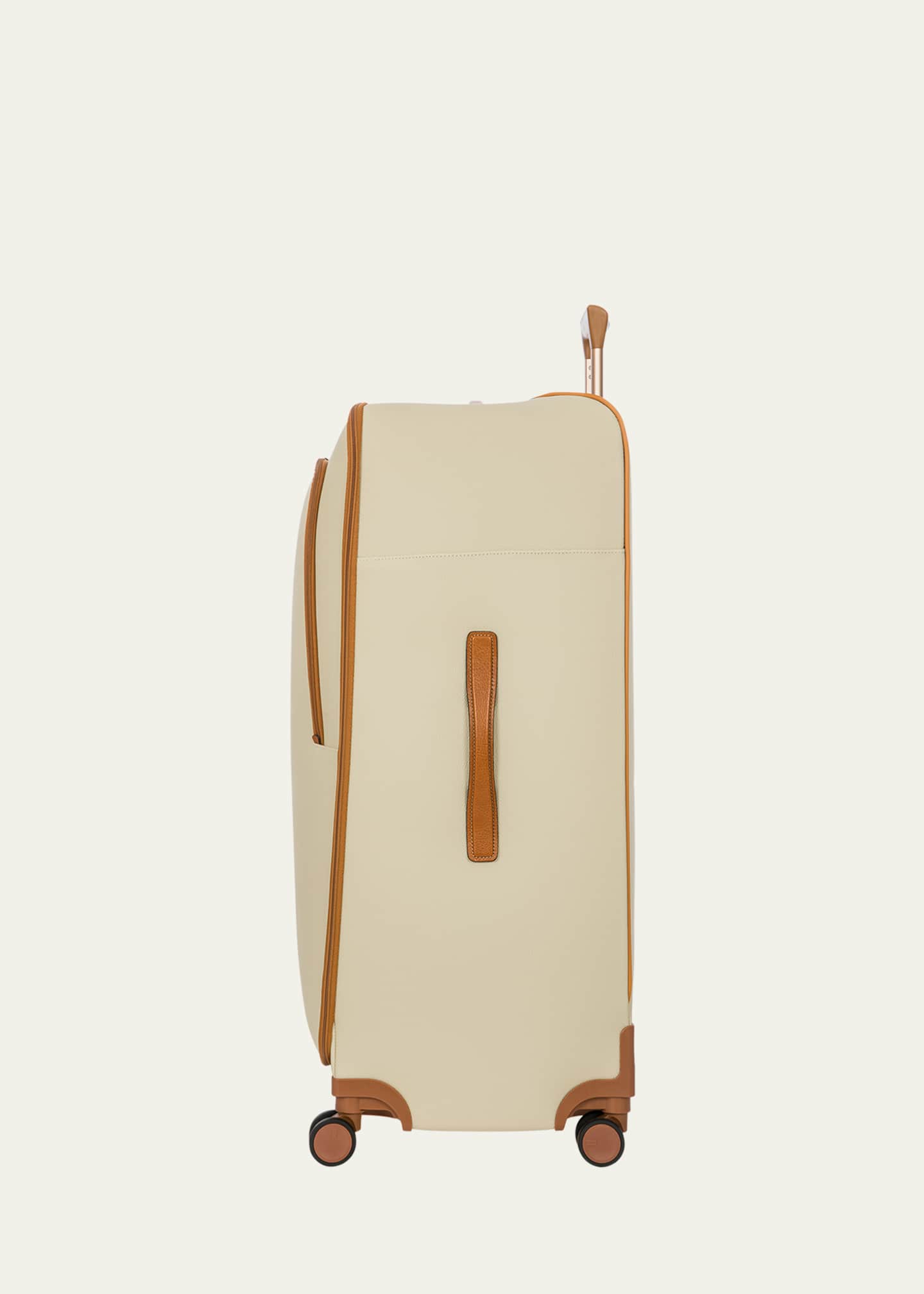 Bric's Firenze Spinner, 32" Image 4 of 5