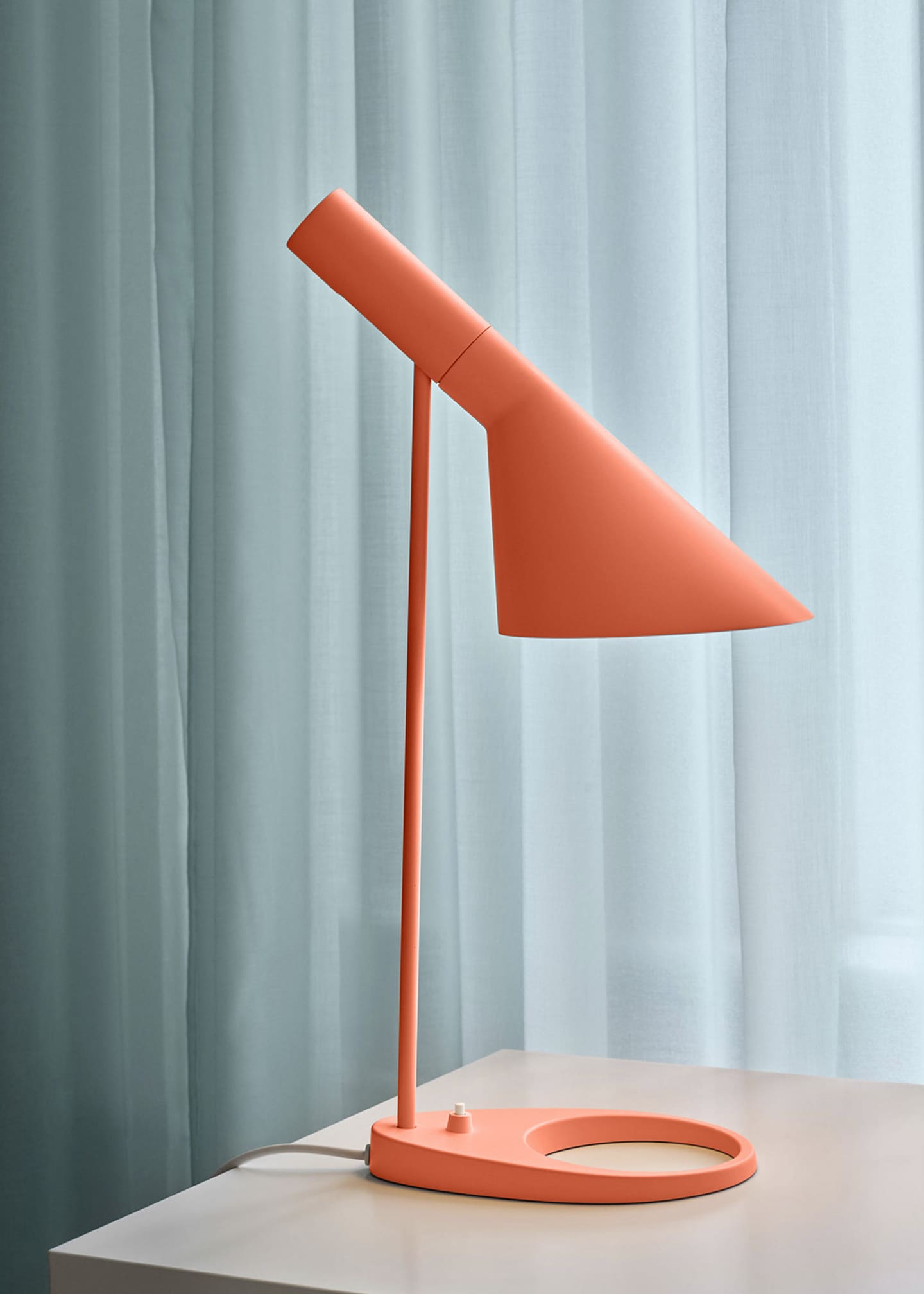 Louis Poulsen AJ Table Lamp, 21" Image 2 of 5
