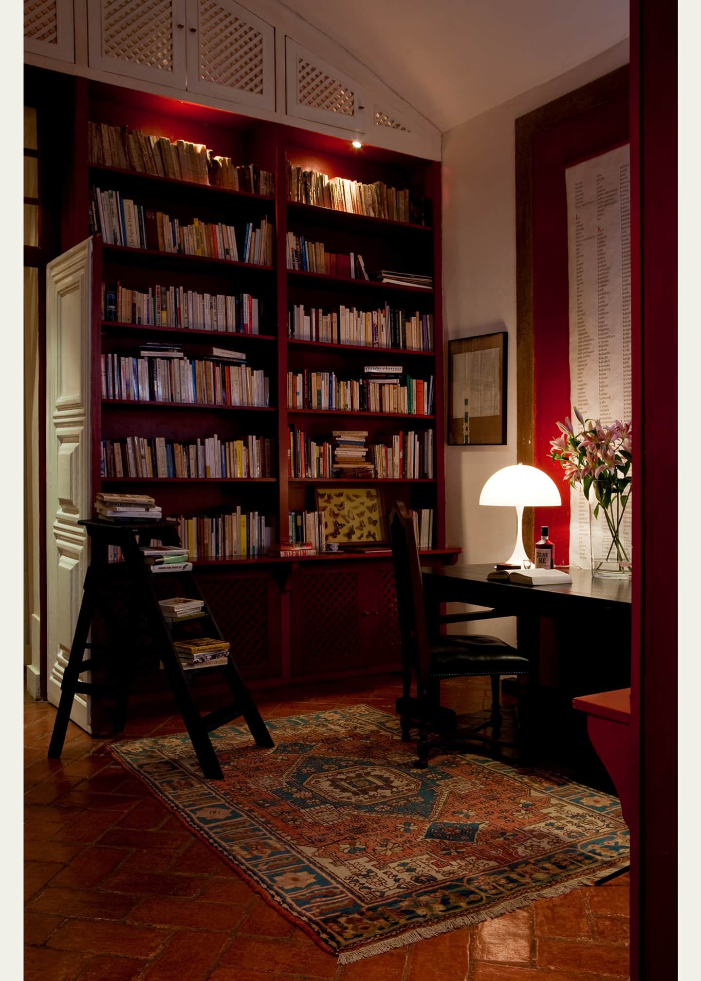 Louis Poulsen Panthella Acrylic Table Lamp Image 5 of 5