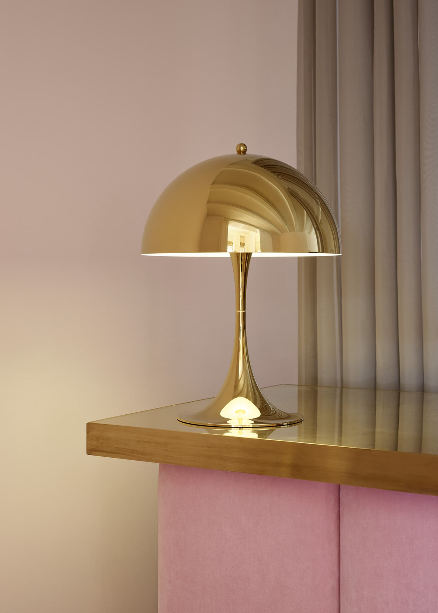 Louis Poulsen Panthella 320 Table Lamp, Metalized Brass Image 3 of 5