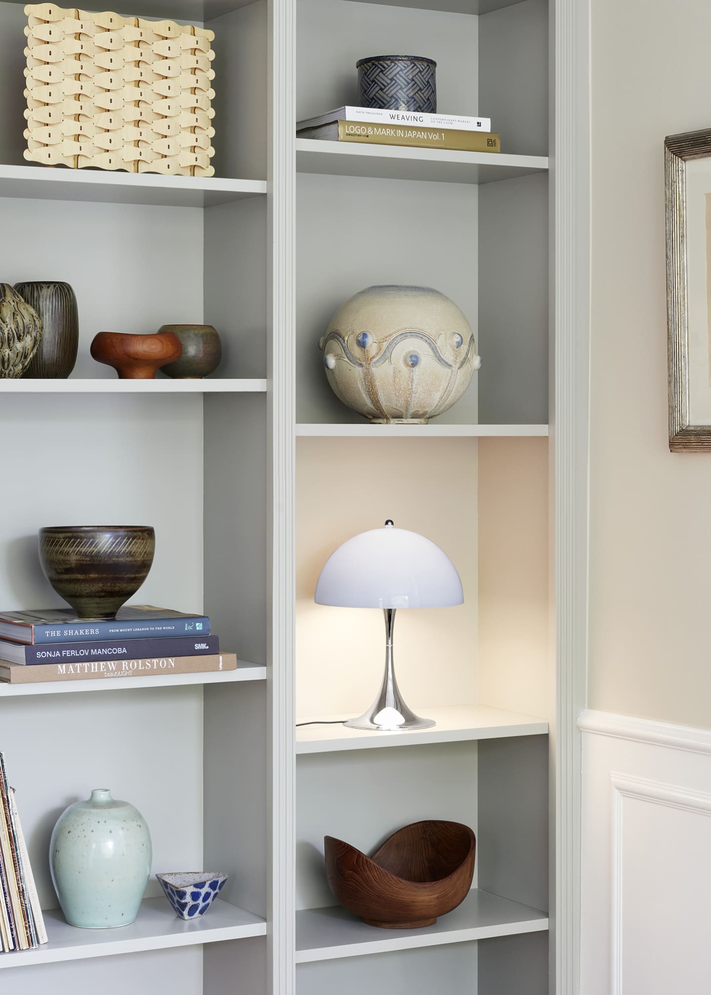 Louis Poulsen Panthella 250 Table Lamp, Gray Opal Acrylic Image 3 of 4