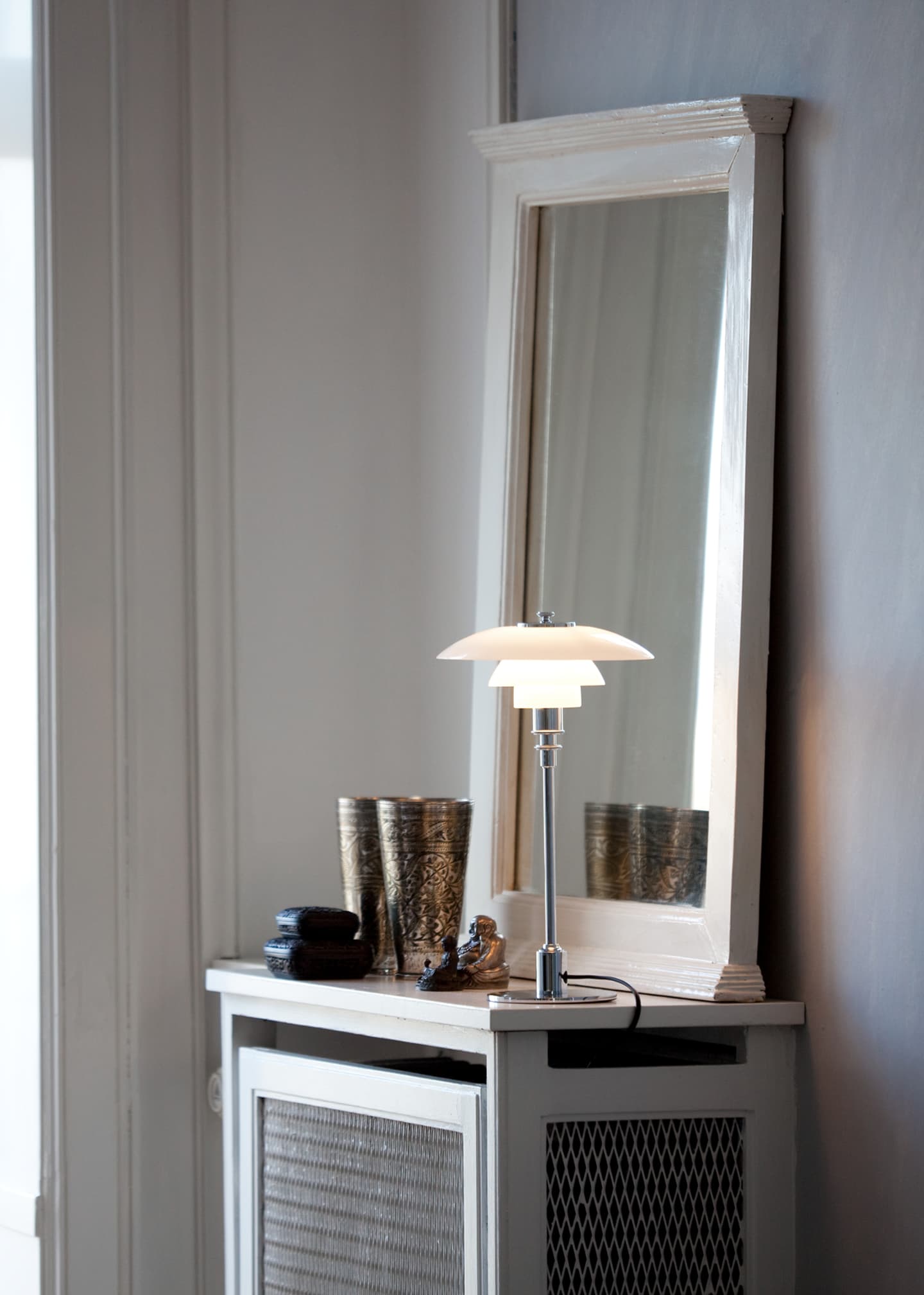 Louis Poulsen PH 2/1 Chrome-Plated Table Lamp Image 3 of 5