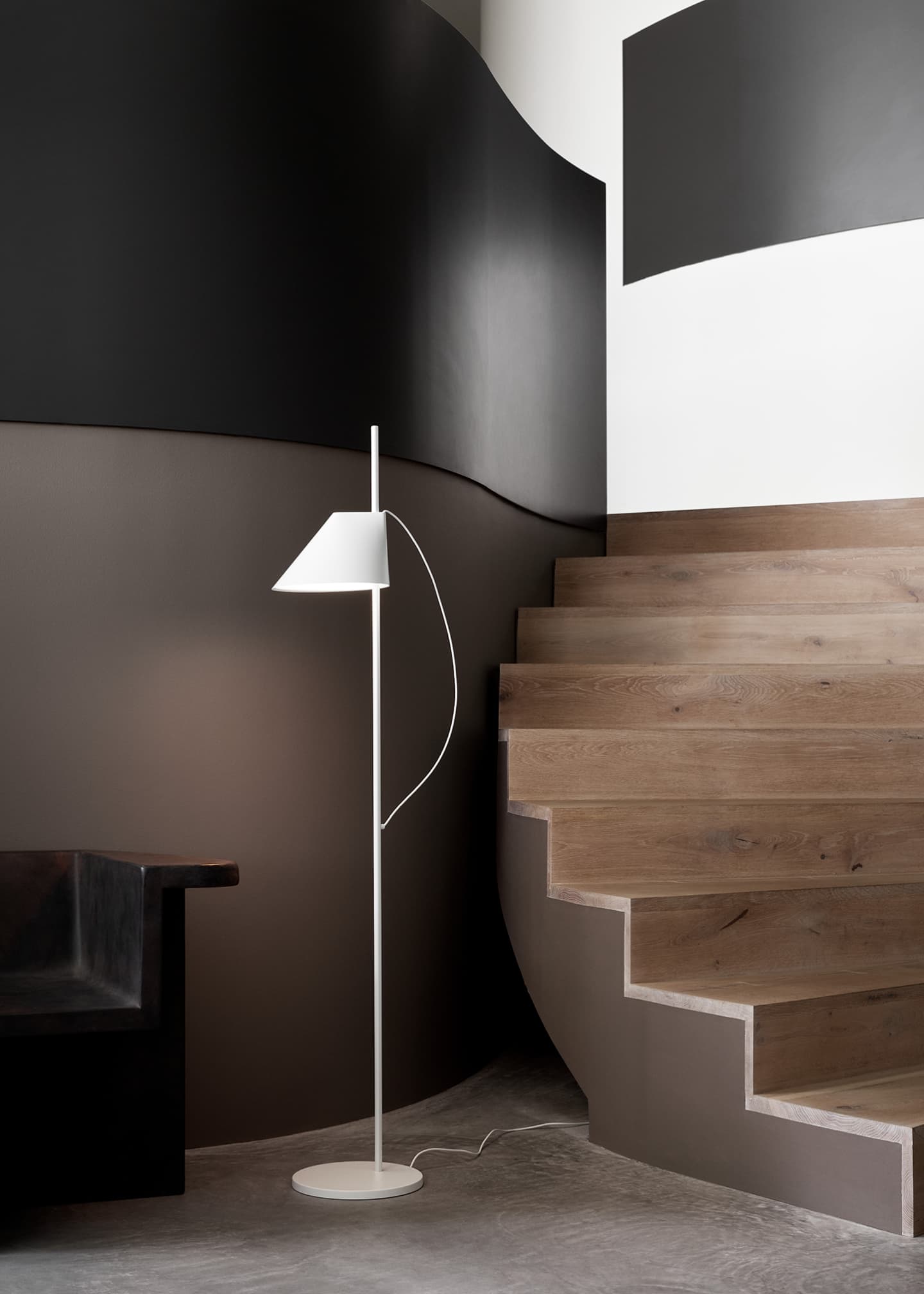 Louis Poulsen Yuh Floor Lamp Image 4 of 5