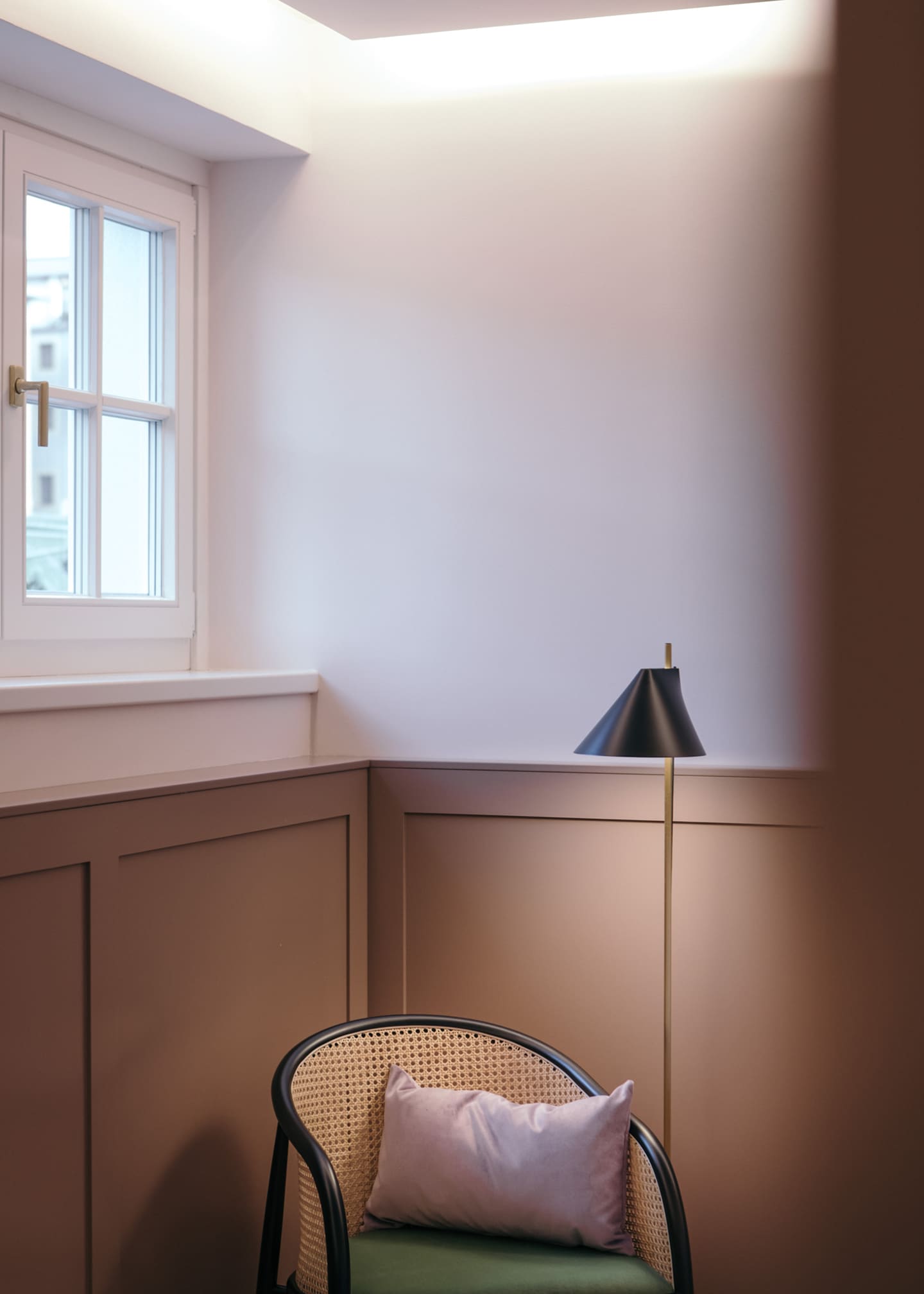 Louis Poulsen Yuh Brass Floor Lamp, 55" Image 3 of 4