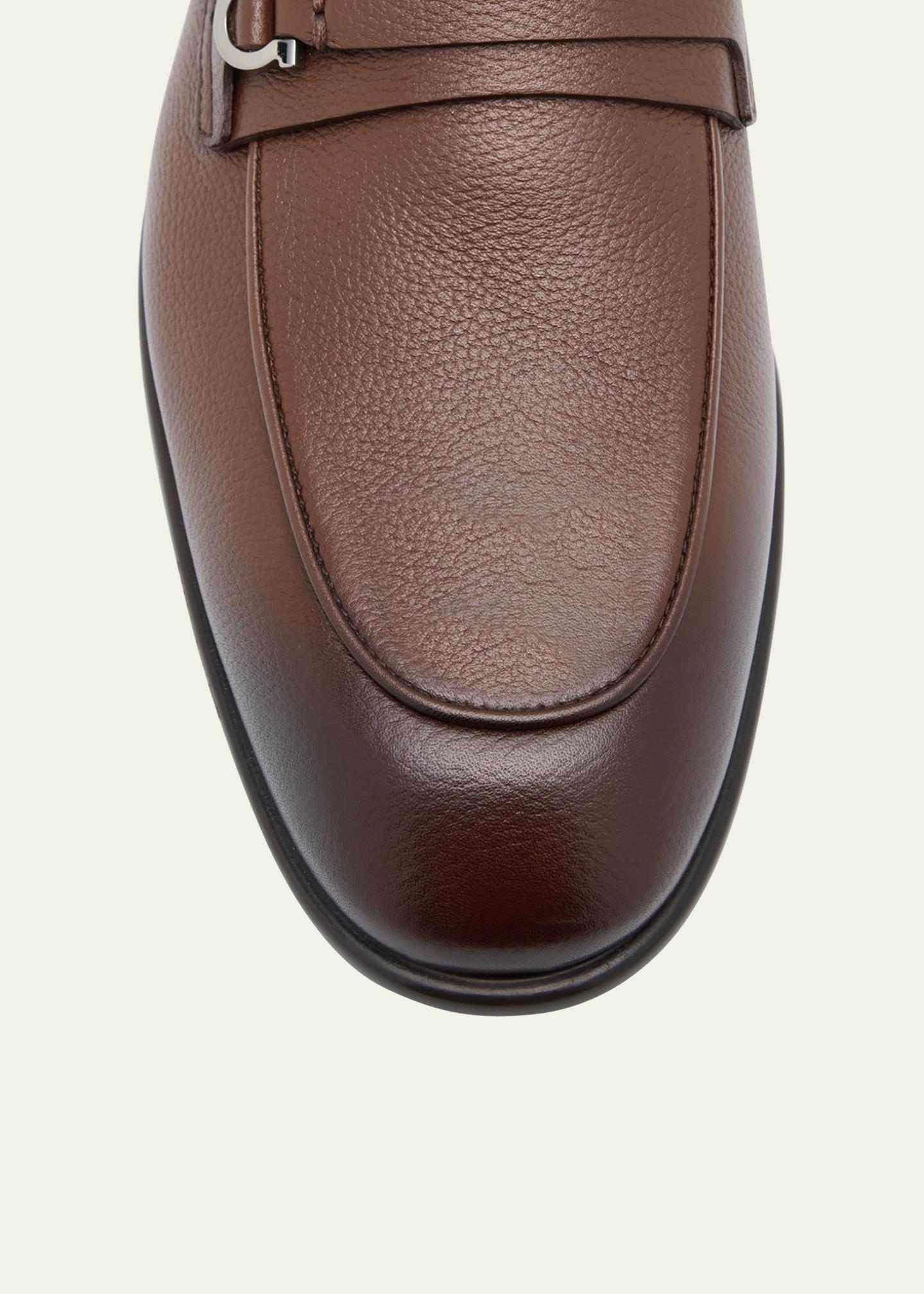Ferragamo Men display picture 3