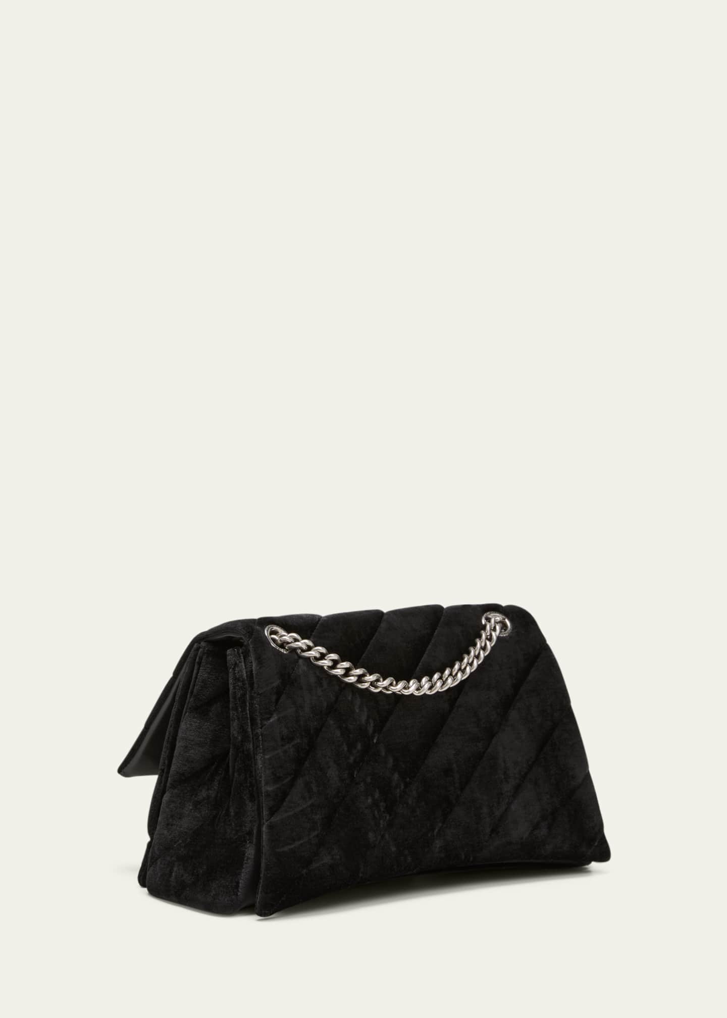 Velvet top quilted bag