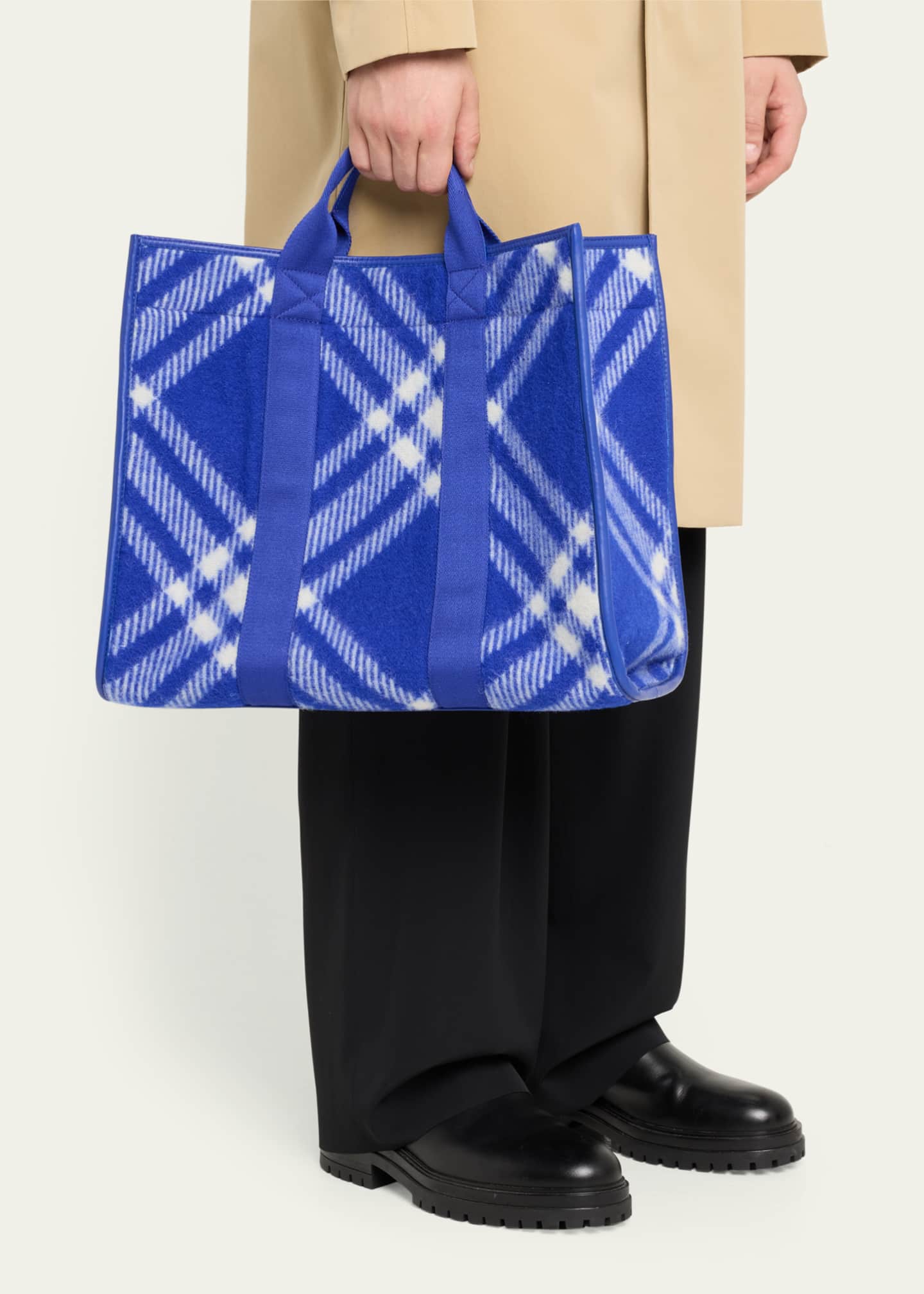 Burberry shopper deals
