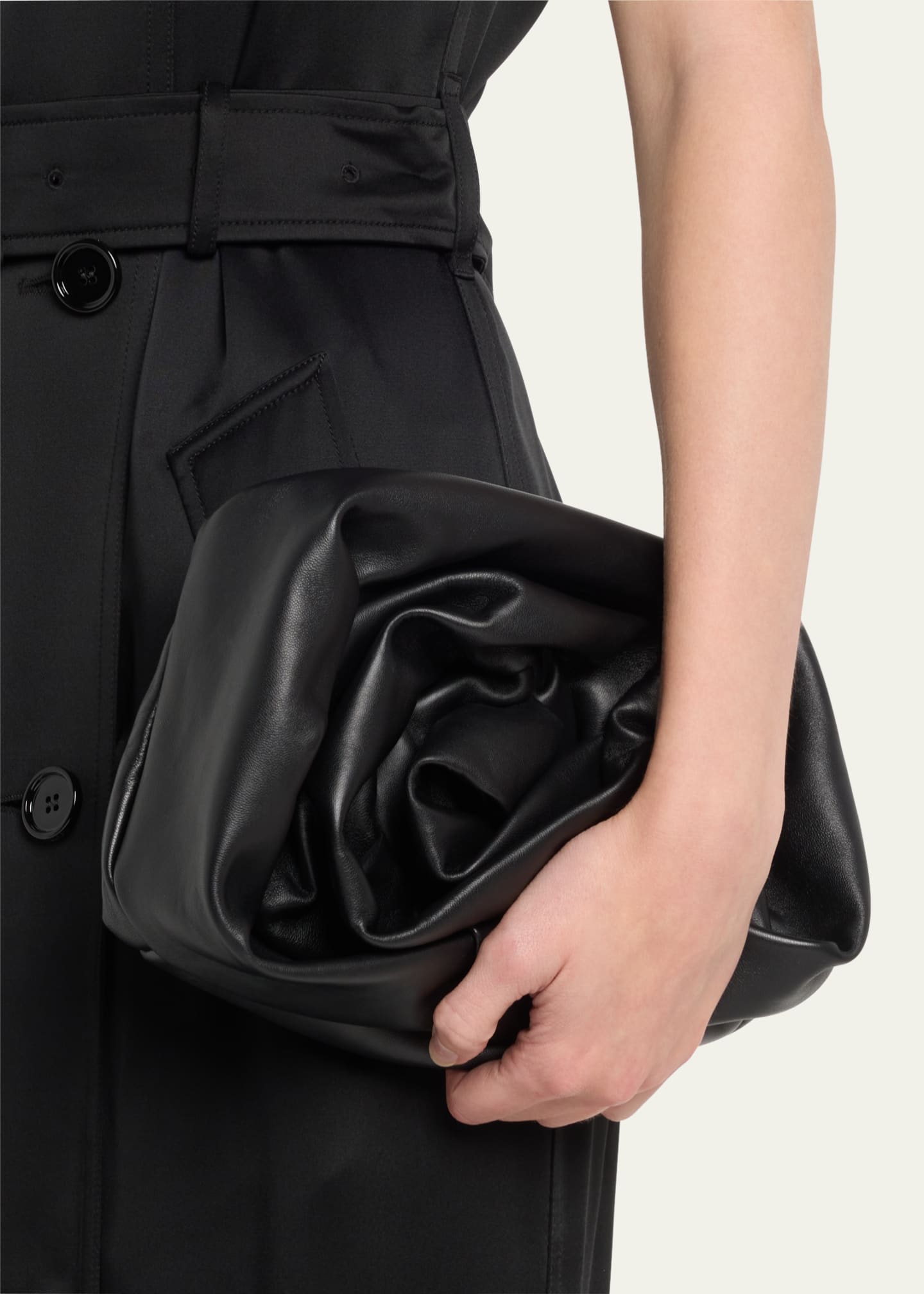 クラッチバッグ Burberry Black Nappa Leather Rose Clutch processed-