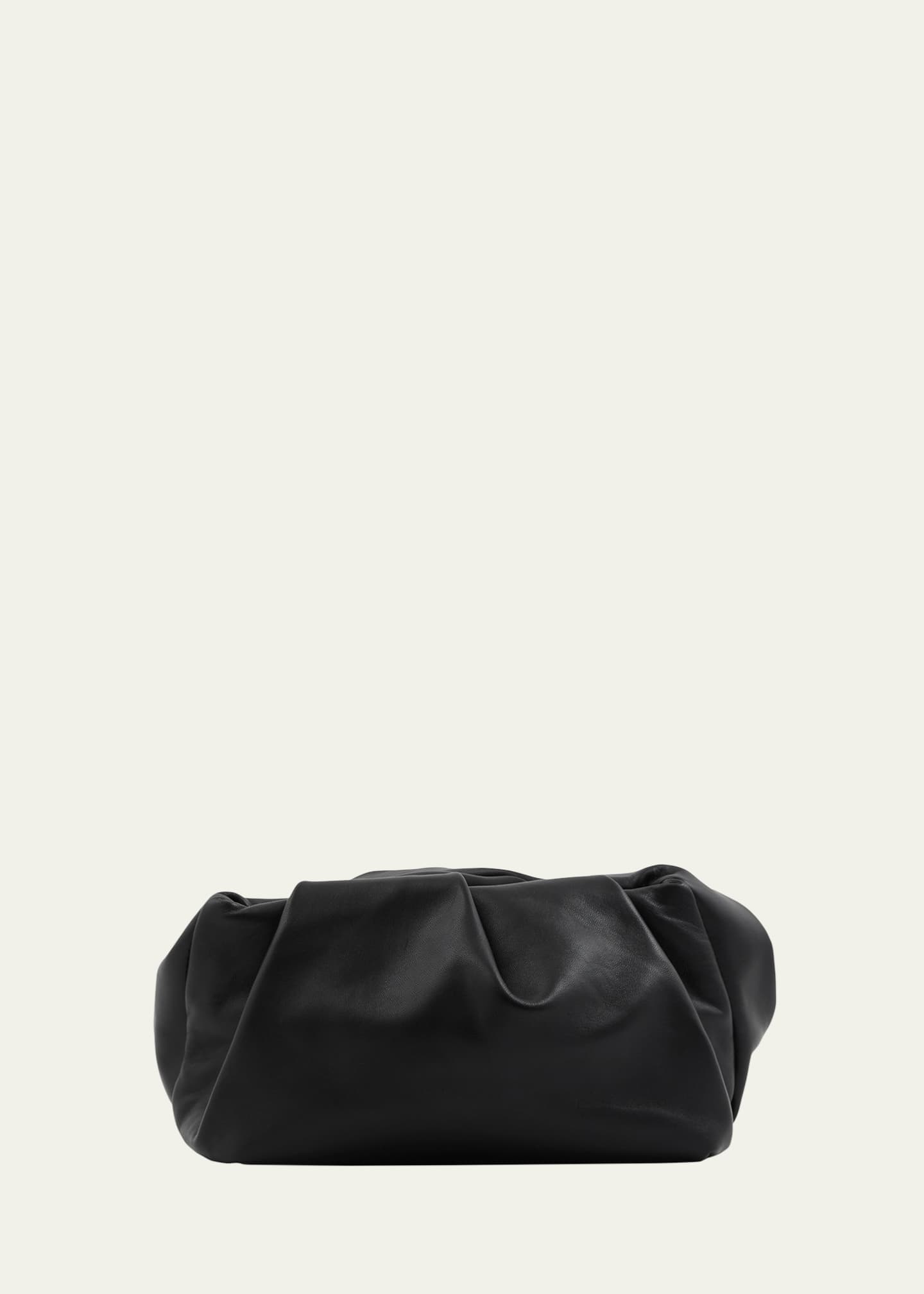 Burberry★素敵！\"Rose Clutch\" Black Leather Clutch Bag Rose leather clutch in black - Burberry | Mytheresa