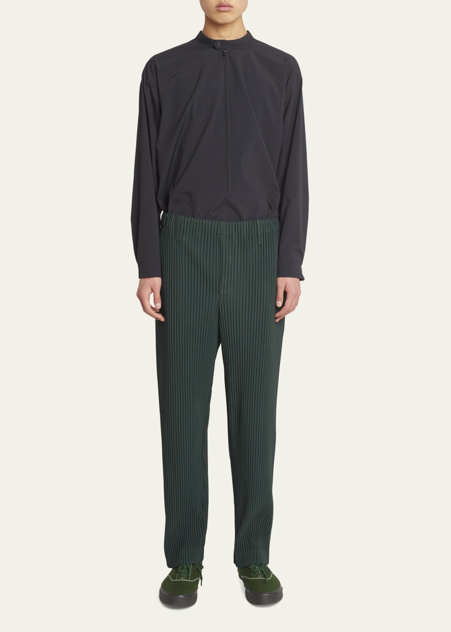 HOMME PLISSÉ ISSEY MIYAKE: Black Pleats Bottoms 2 Trousers