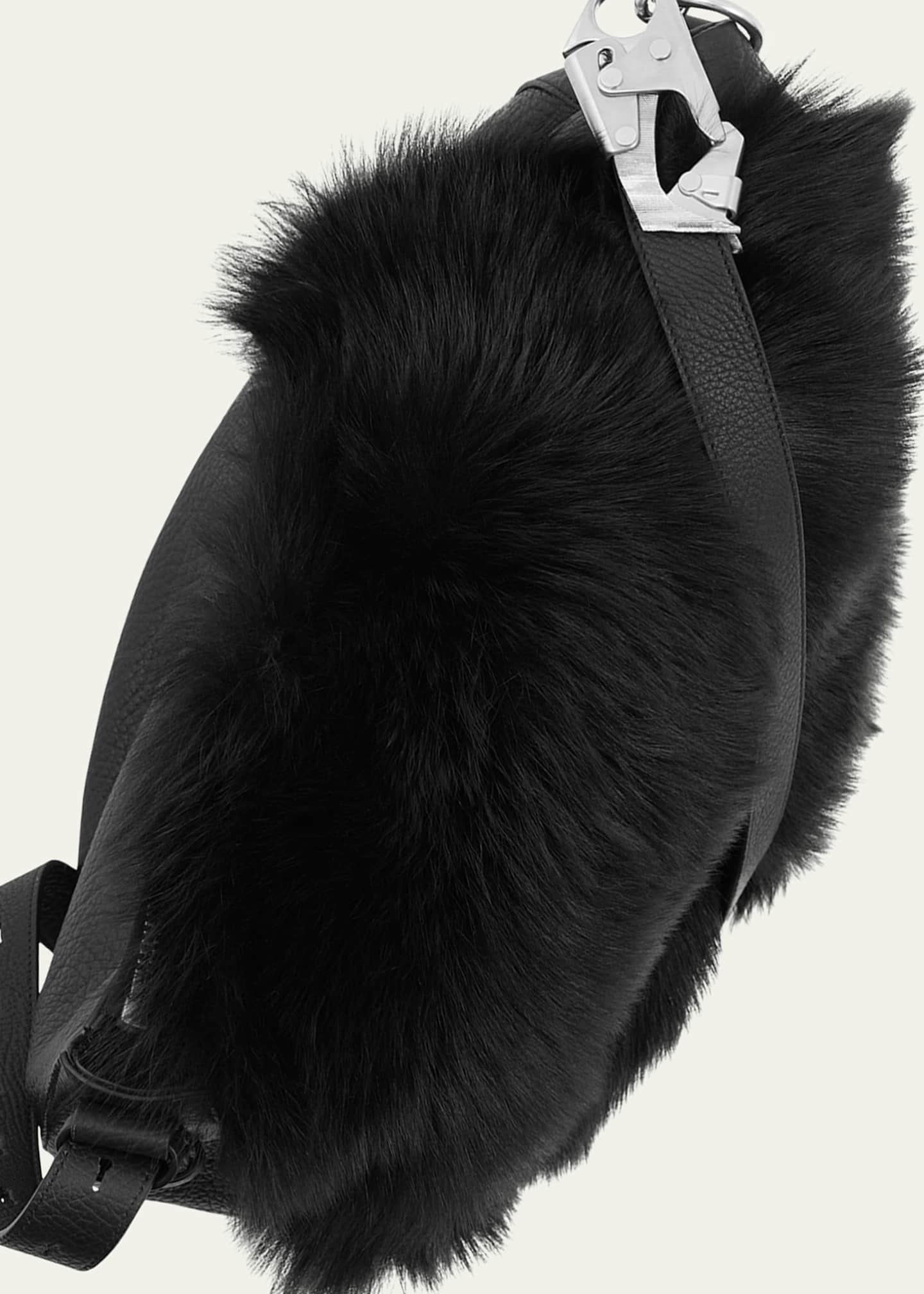 Knight Large Leather Shoulder Bag in Black - Burberry