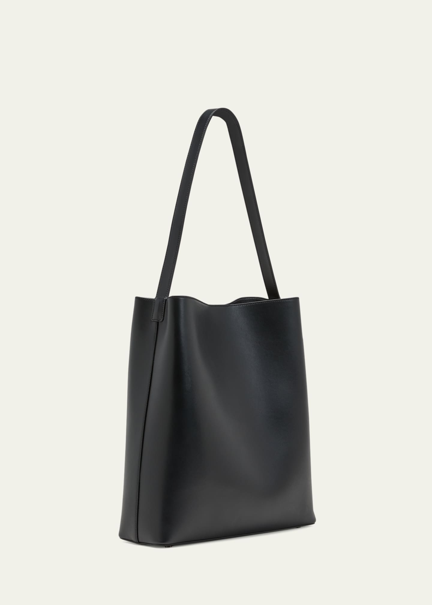 Flat Hobo Shoulder Bag in Black Aesther Ekme