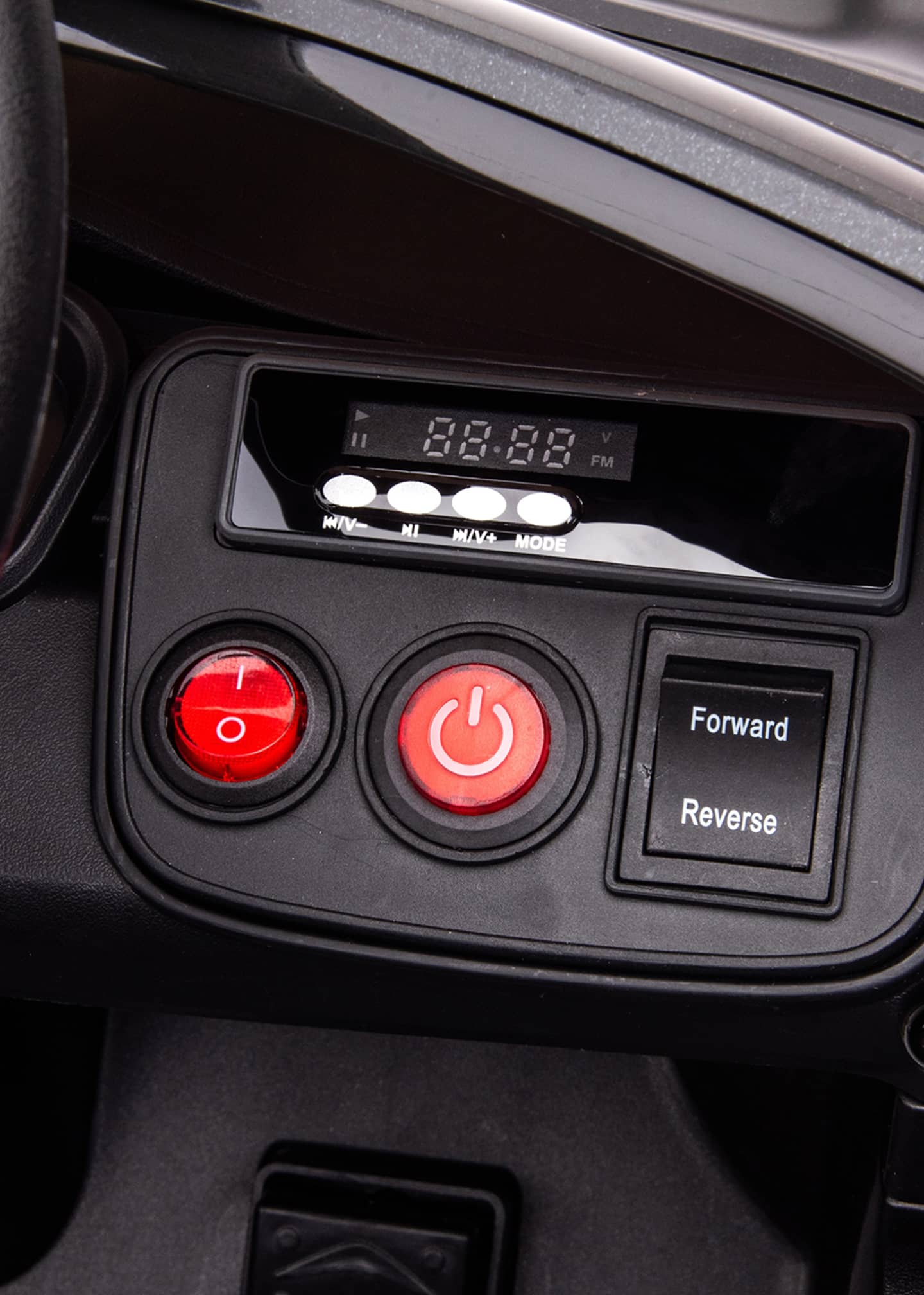 Best Ride on Cars Dodge Challenger 12V Image 4 of 4