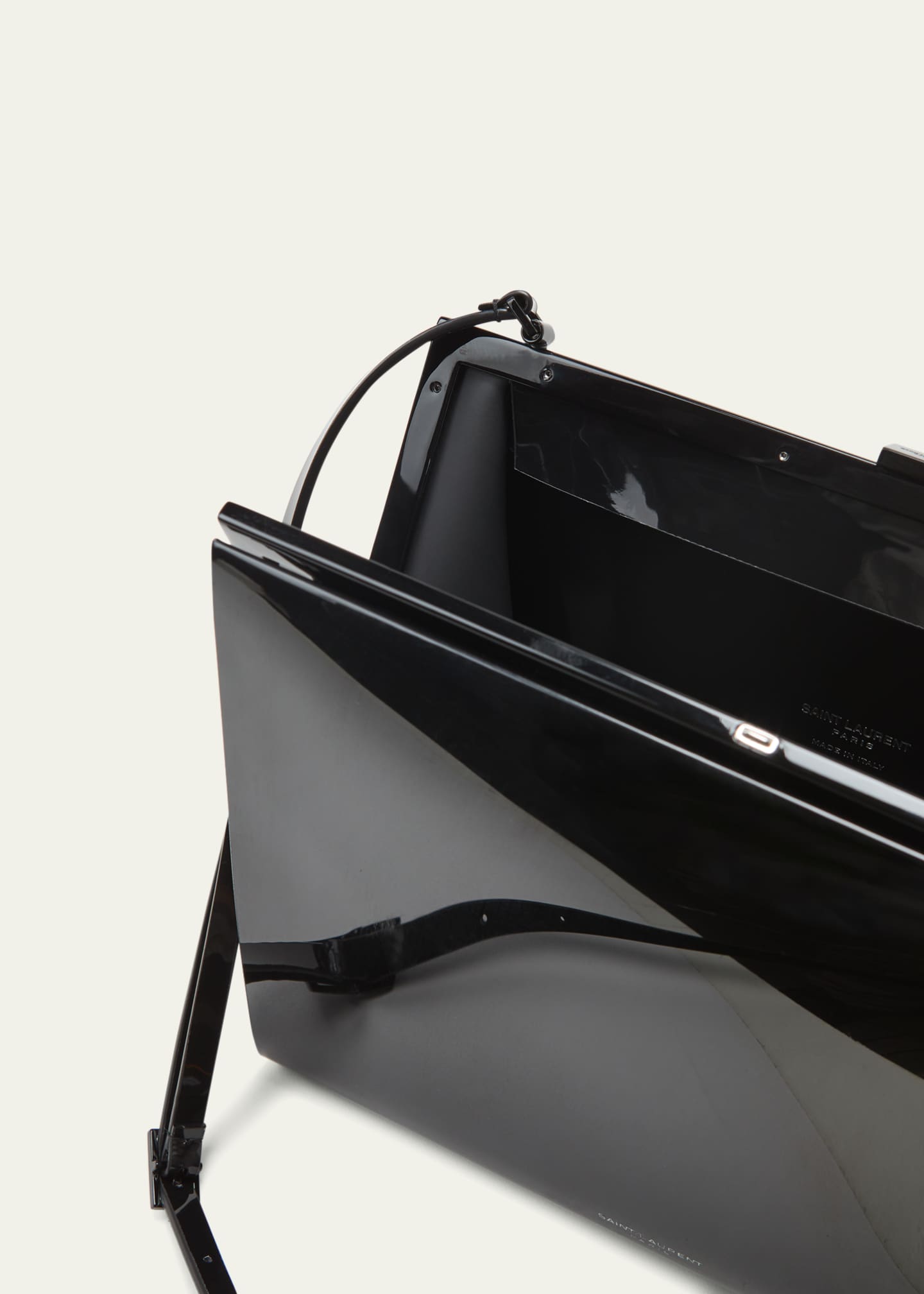 Saint Laurent Le-Anne Marie Small Shoulder Bag in Vinyl Image 4 of 5