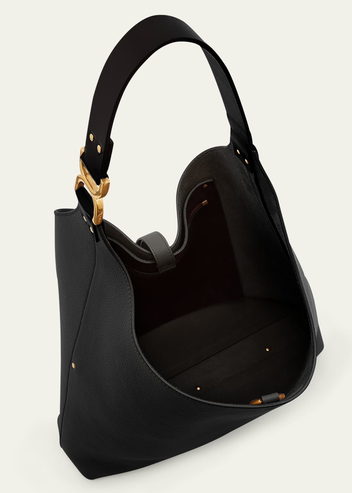 Chloe Marcie Hobo Bag in Grained Leather Image 4 of 5