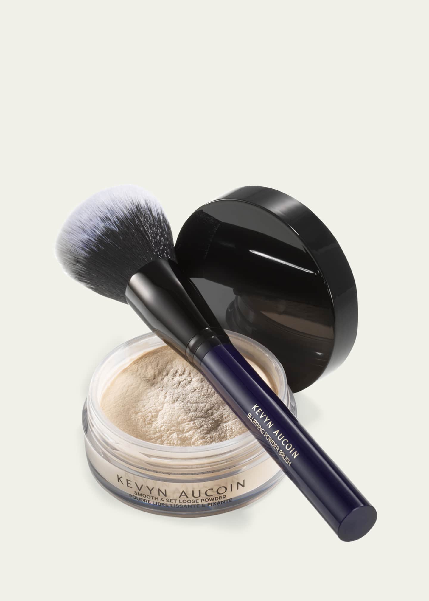 Kevyn Aucoin Smooth & Set Loose Powder Image 3 of 3