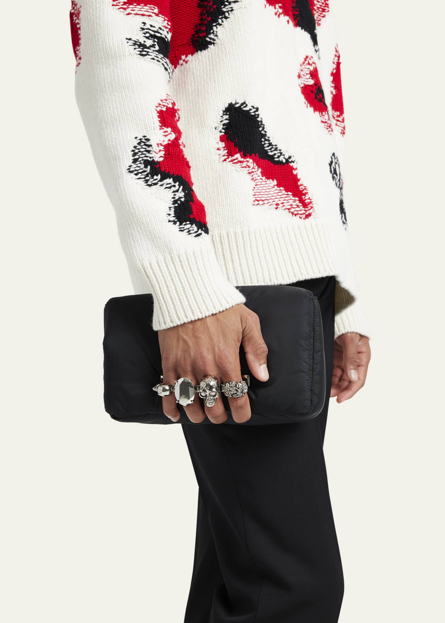 Alexander mcqueen knuckle bag top