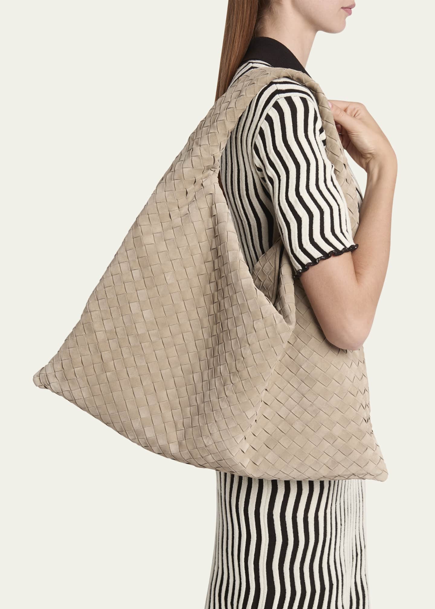 Bottega Veneta Large Hop Bag Image 2 of 6
