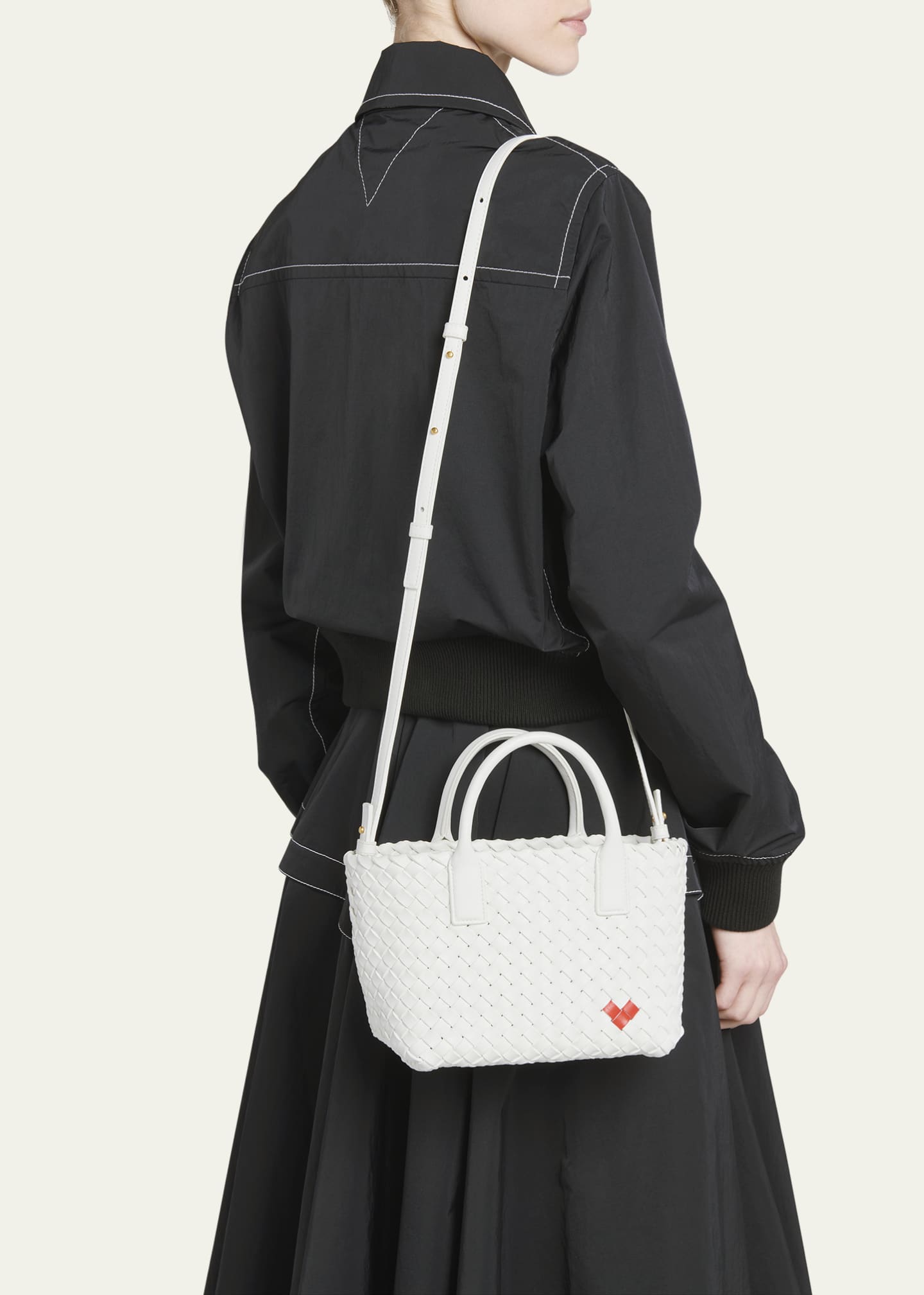 ハンドバッグ BOTTEGA VENETA BLACK LEATHER MINI CABAT HANDBAG BOTTEGA VENETA Cabat mini intrecciato leather tote | NET-A