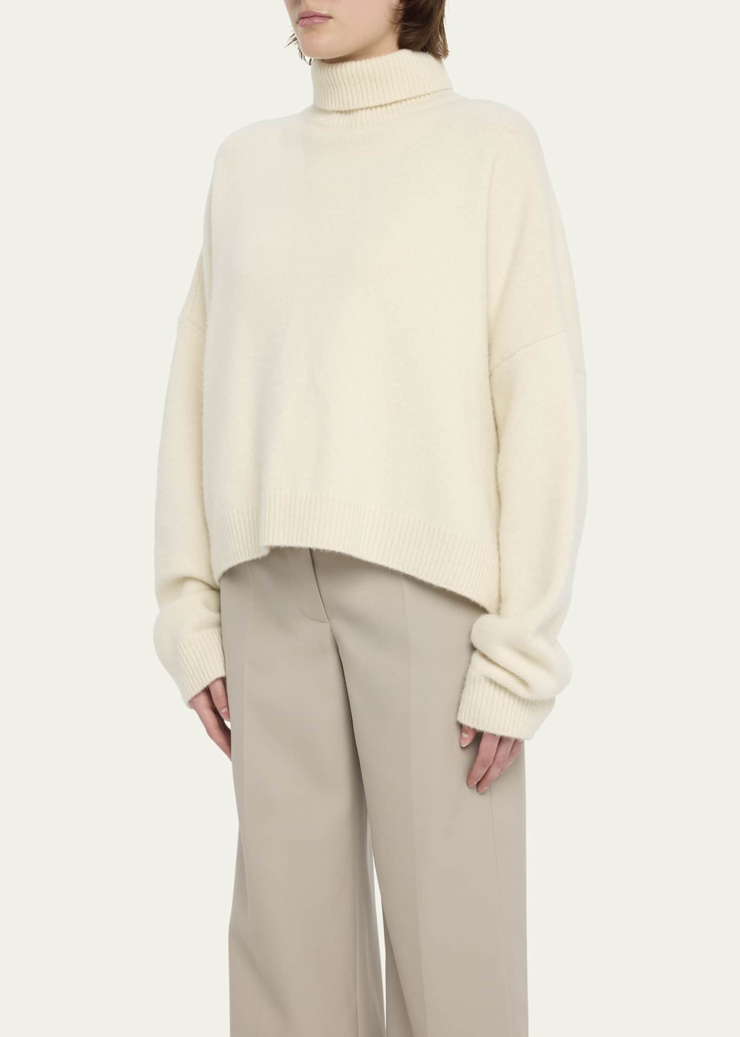 Ezio wool and cashmere sweater