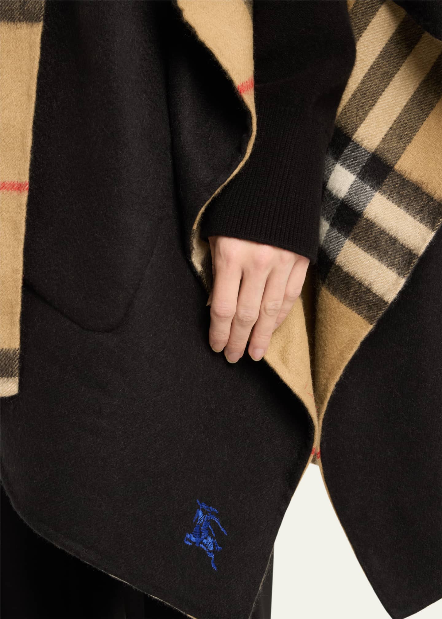 Burberry Women s retail Check Wool Cashmere