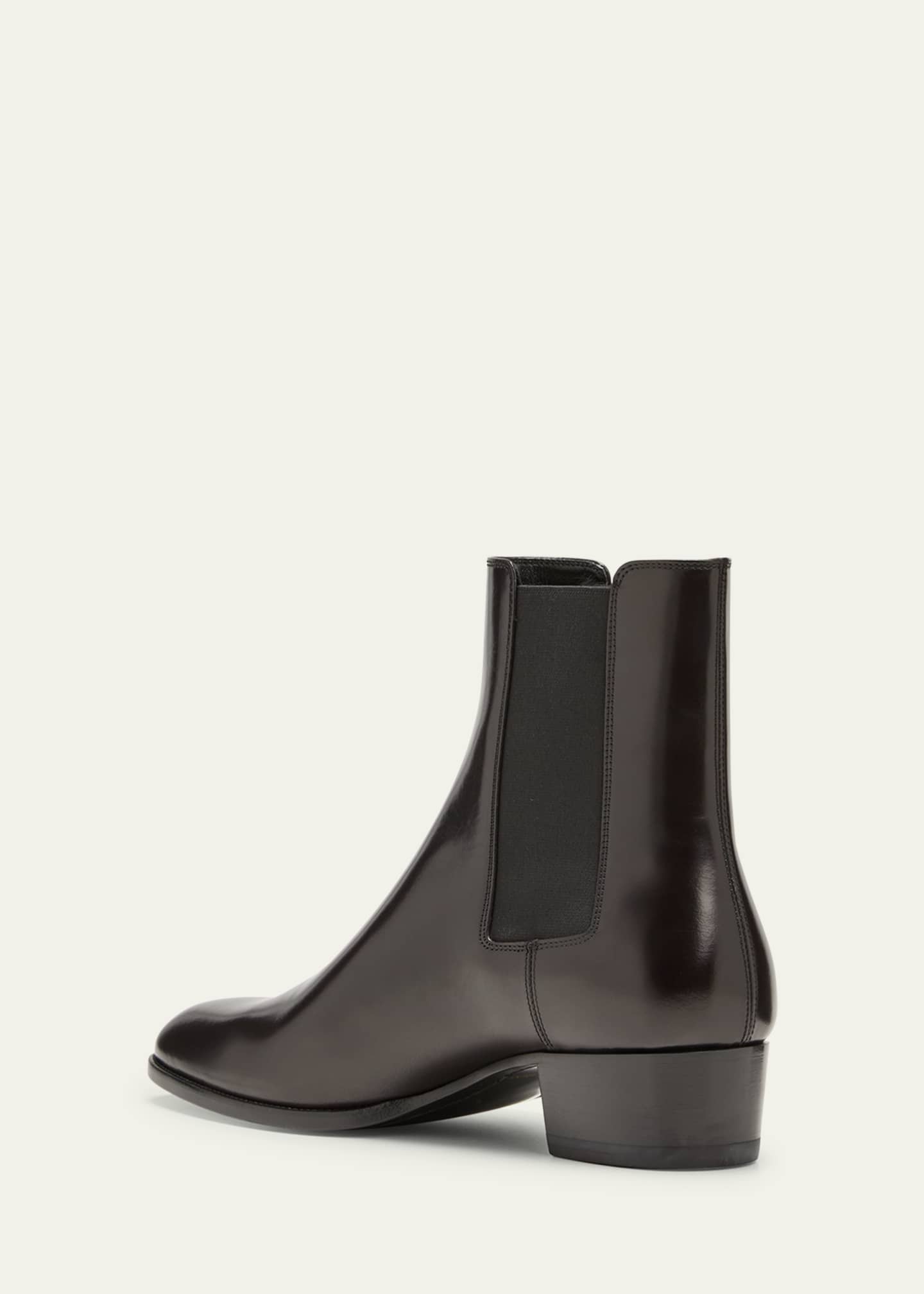 Saint Laurent Men's Wyatt 40 Leather Chelsea Boots Image 4 of 5